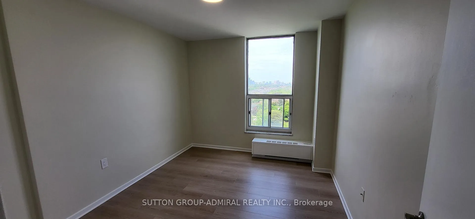Photo 24 of Unit 1409, 130 Neptune Drive, Toronto, Englemount-Lawrence — HOMEH
