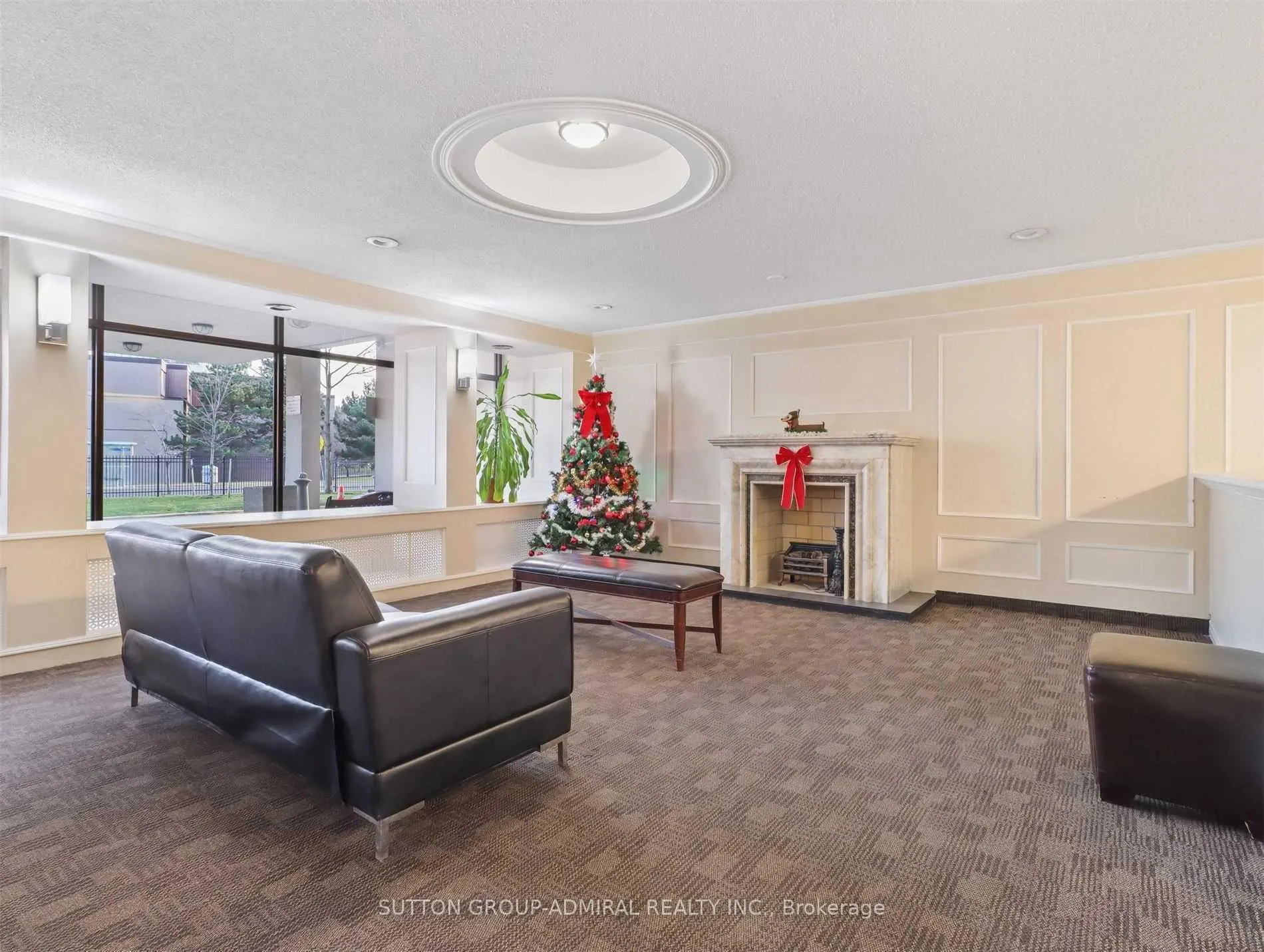 Photo 30 of Unit 1409, 130 Neptune Drive, Toronto, Englemount-Lawrence — HOMEH