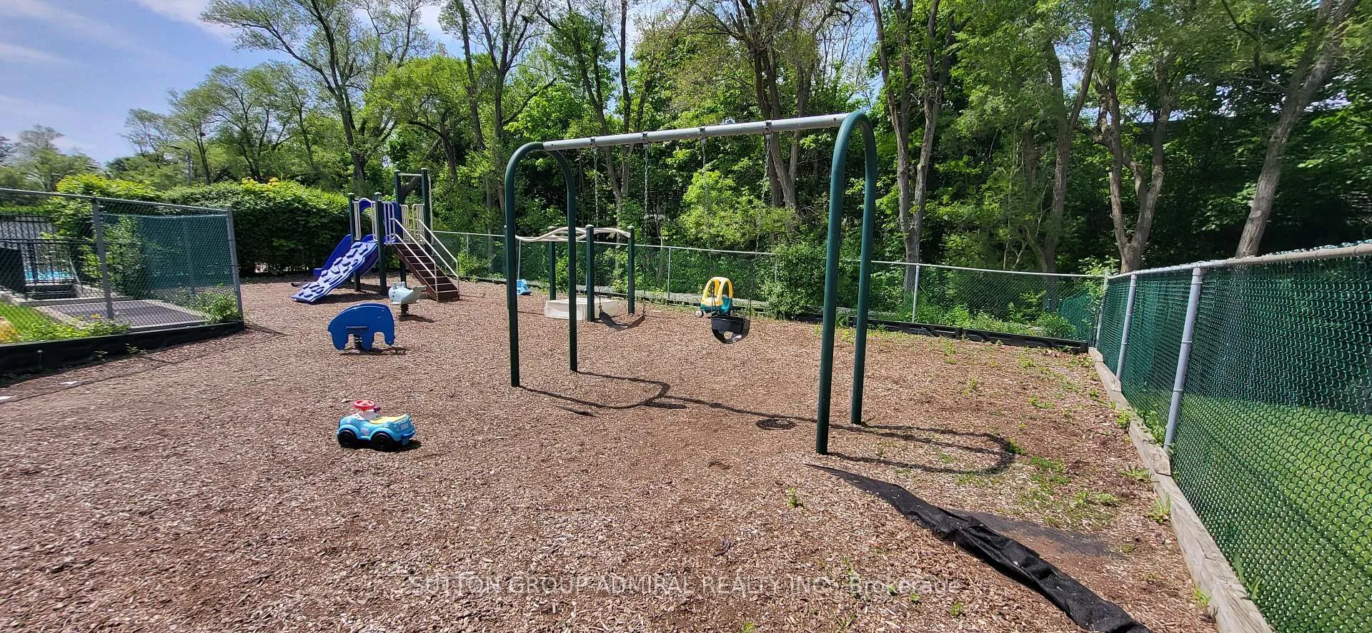 Photo 40 of Unit 1409, 130 Neptune Drive, Toronto, Englemount-Lawrence — HOMEH