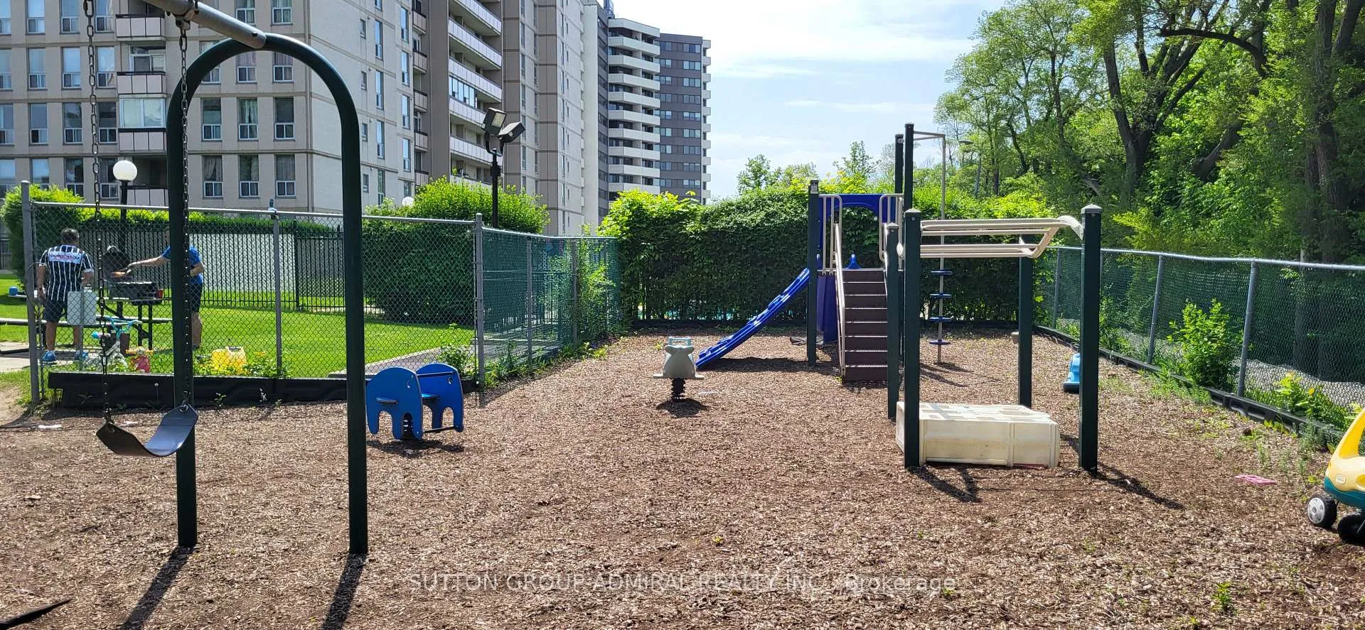Photo 41 of Unit 1409, 130 Neptune Drive, Toronto, Englemount-Lawrence — HOMEH