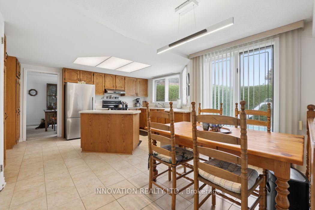 Photo 14 of 64 Thare Crescent, Ottawa, Barrhaven - Knollsbrook — HOMEH
