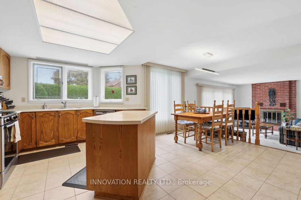 Photo 16 of 64 Thare Crescent, Ottawa, Barrhaven - Knollsbrook — HOMEH