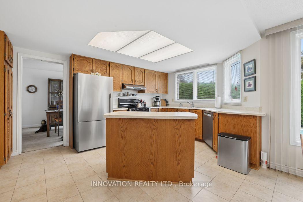 Photo 18 of 64 Thare Crescent, Ottawa, Barrhaven - Knollsbrook — HOMEH