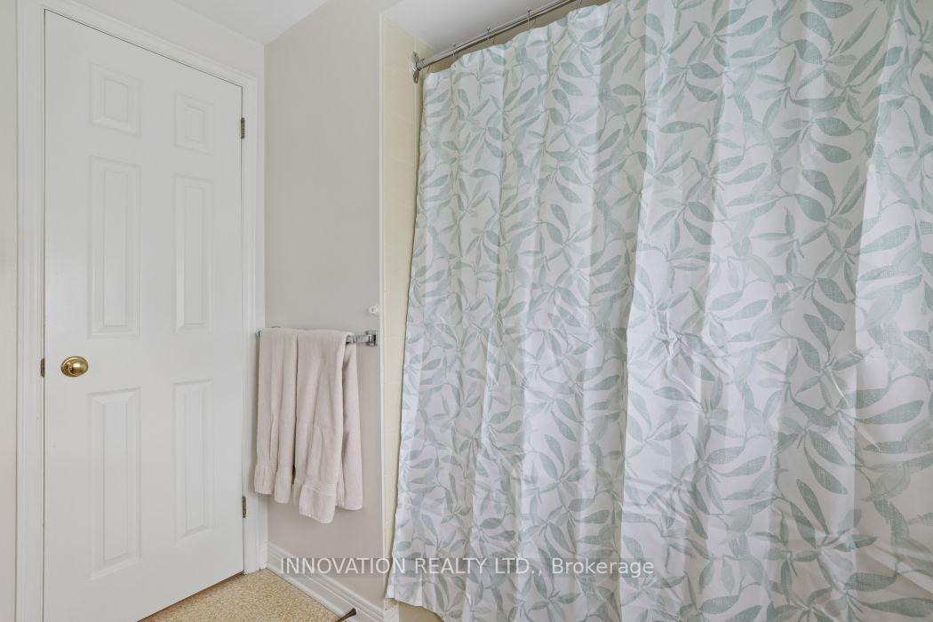 Photo 25 of 64 Thare Crescent, Ottawa, Barrhaven - Knollsbrook — HOMEH