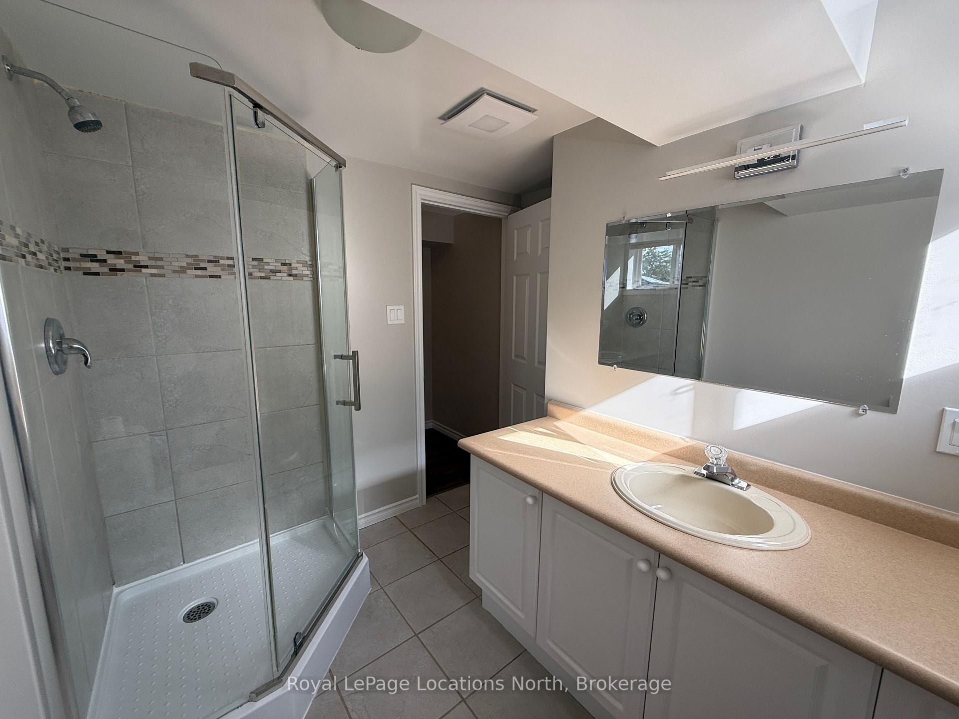 Photo 18 of Unit LOWER, 51 Raglan Street, Collingwood — HOMEH