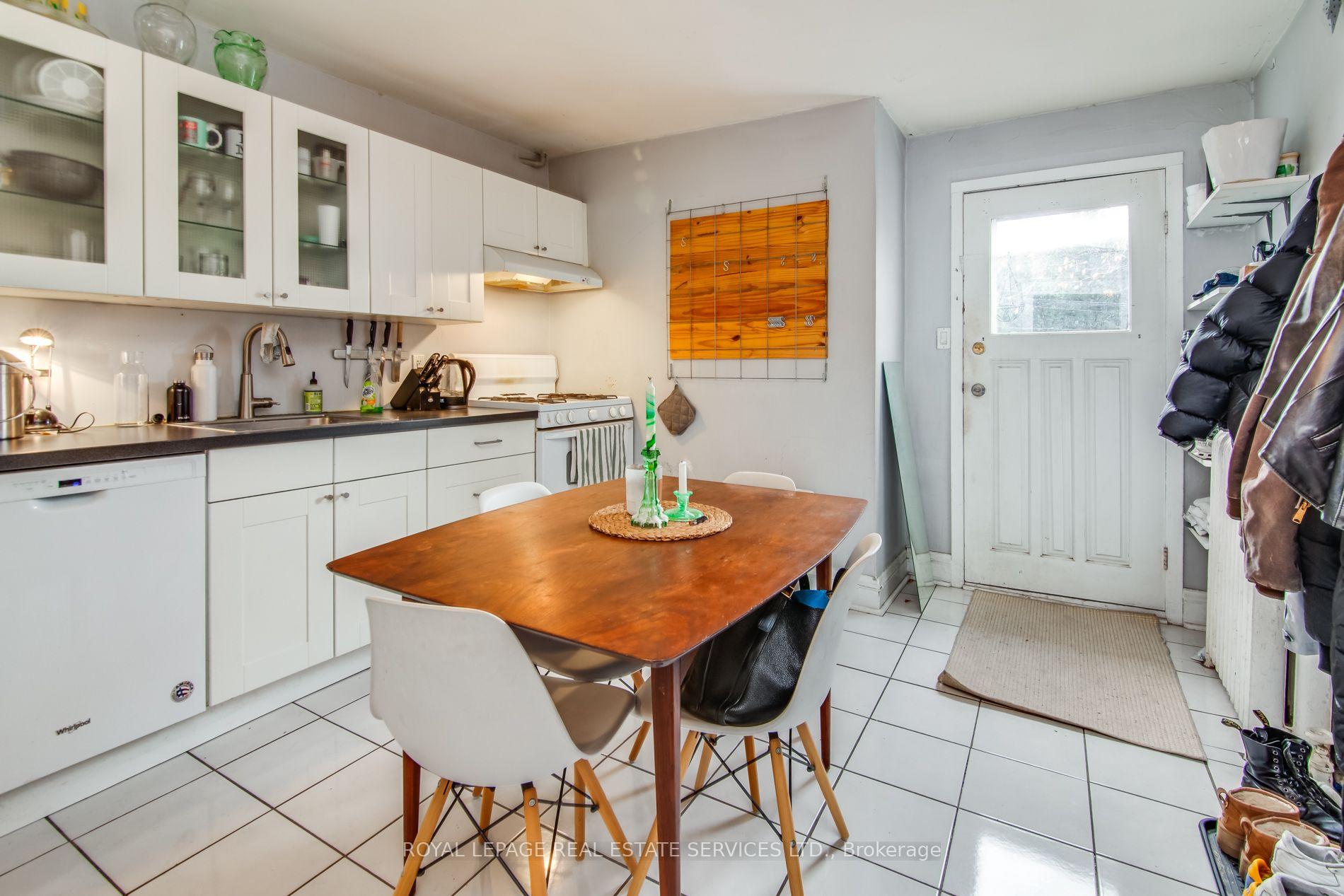 Photo 7 of Unit 2, 50 Rusholme Road, Toronto, Little Portugal — HOMEH