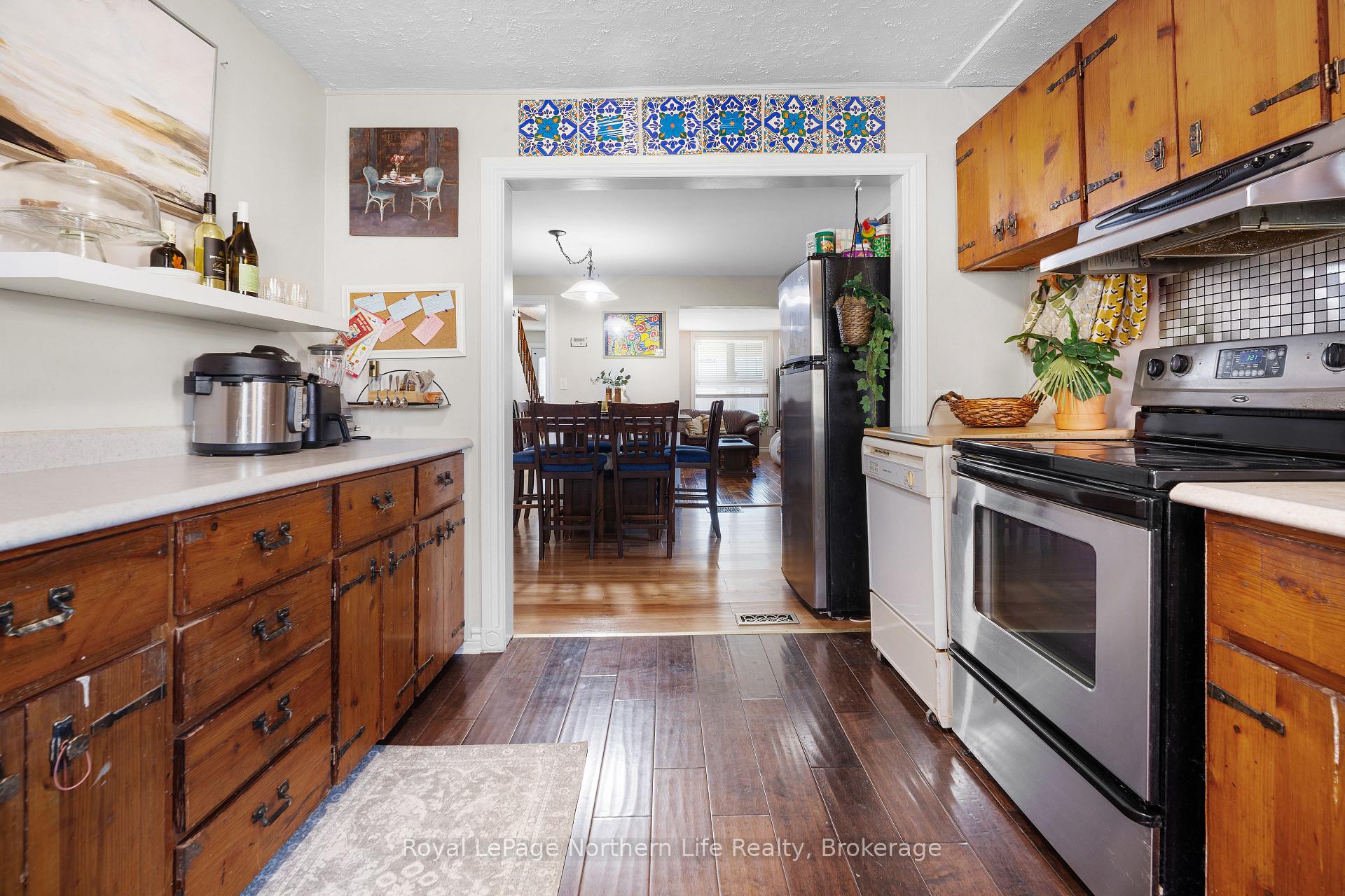 Photo 17 of 478 First Avenue W, North Bay, Central — HOMEH