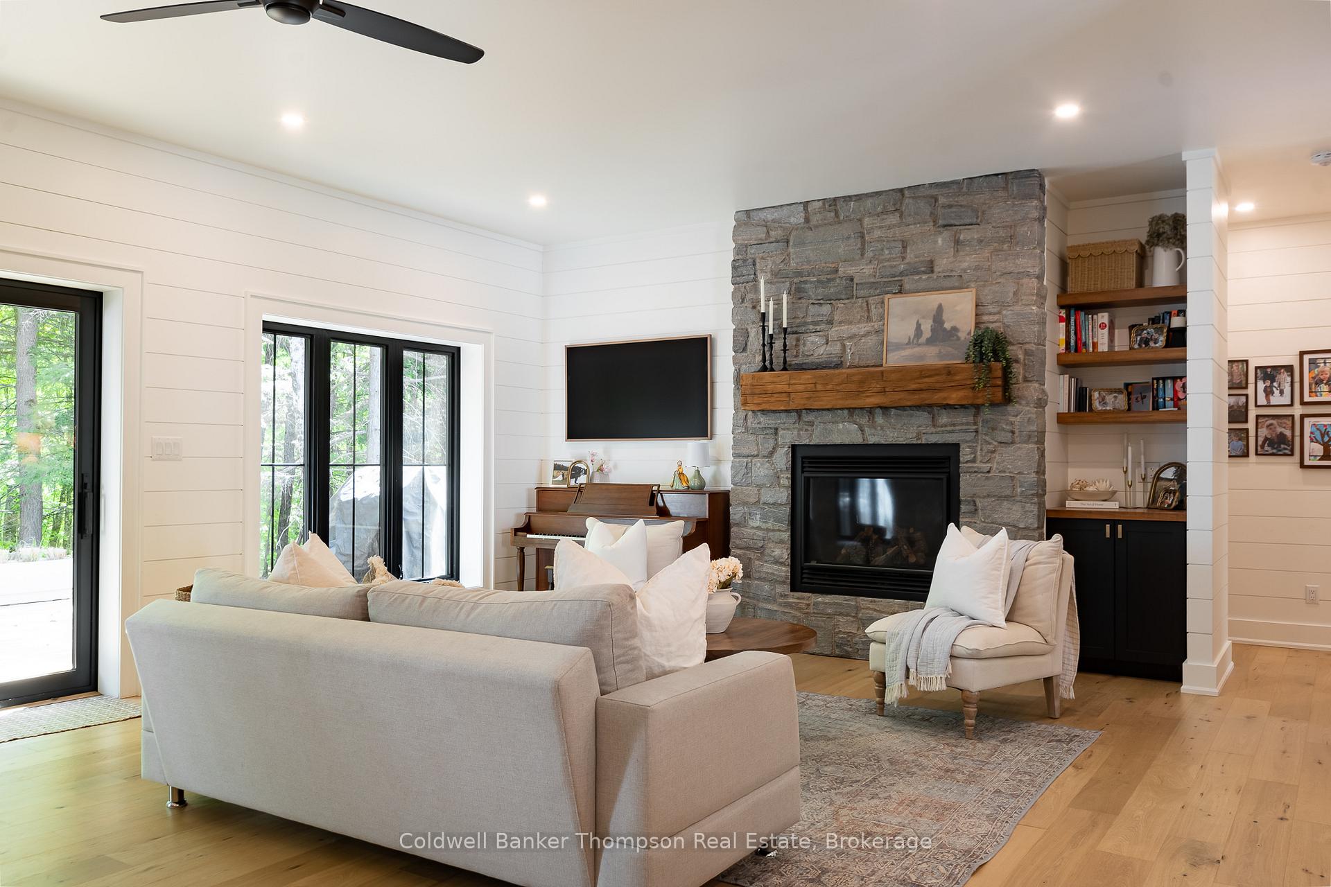 Photo 6 of 960 Brunel Road, Huntsville, Brunel — HOMEH