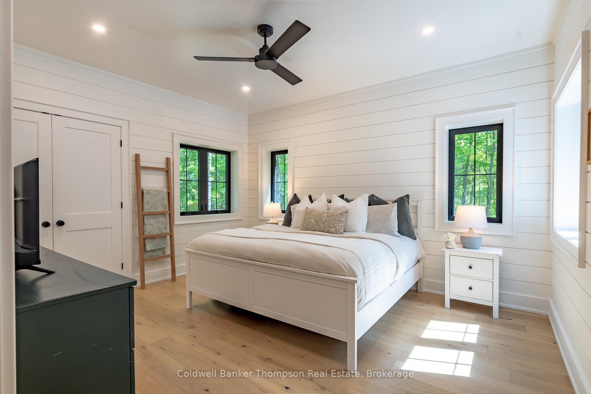 Photo 9 of 960 Brunel Road, Huntsville, Brunel — HOMEH