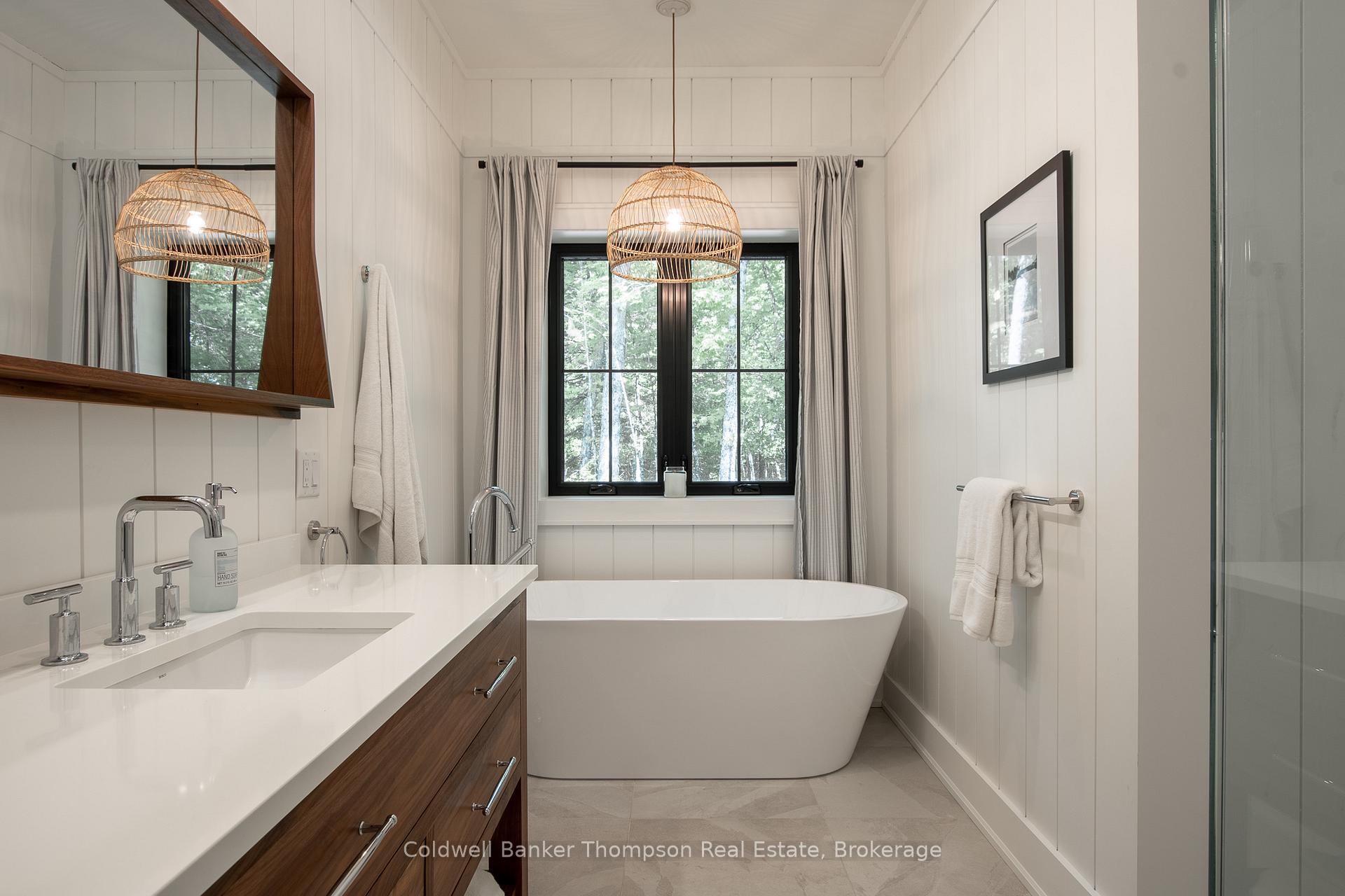 Photo 10 of 960 Brunel Road, Huntsville, Brunel — HOMEH