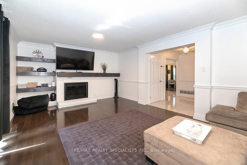 Photo 14 of 77 Leander Street, Brampton, Westgate — HOMEH