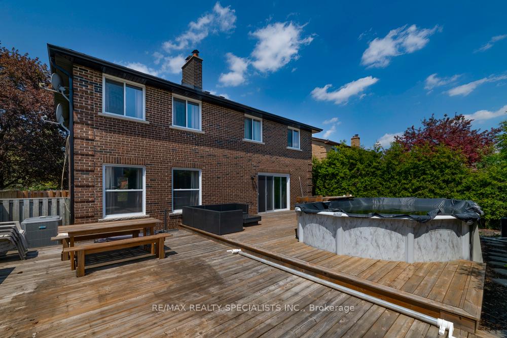 Photo 34 of 77 Leander Street, Brampton, Westgate — HOMEH