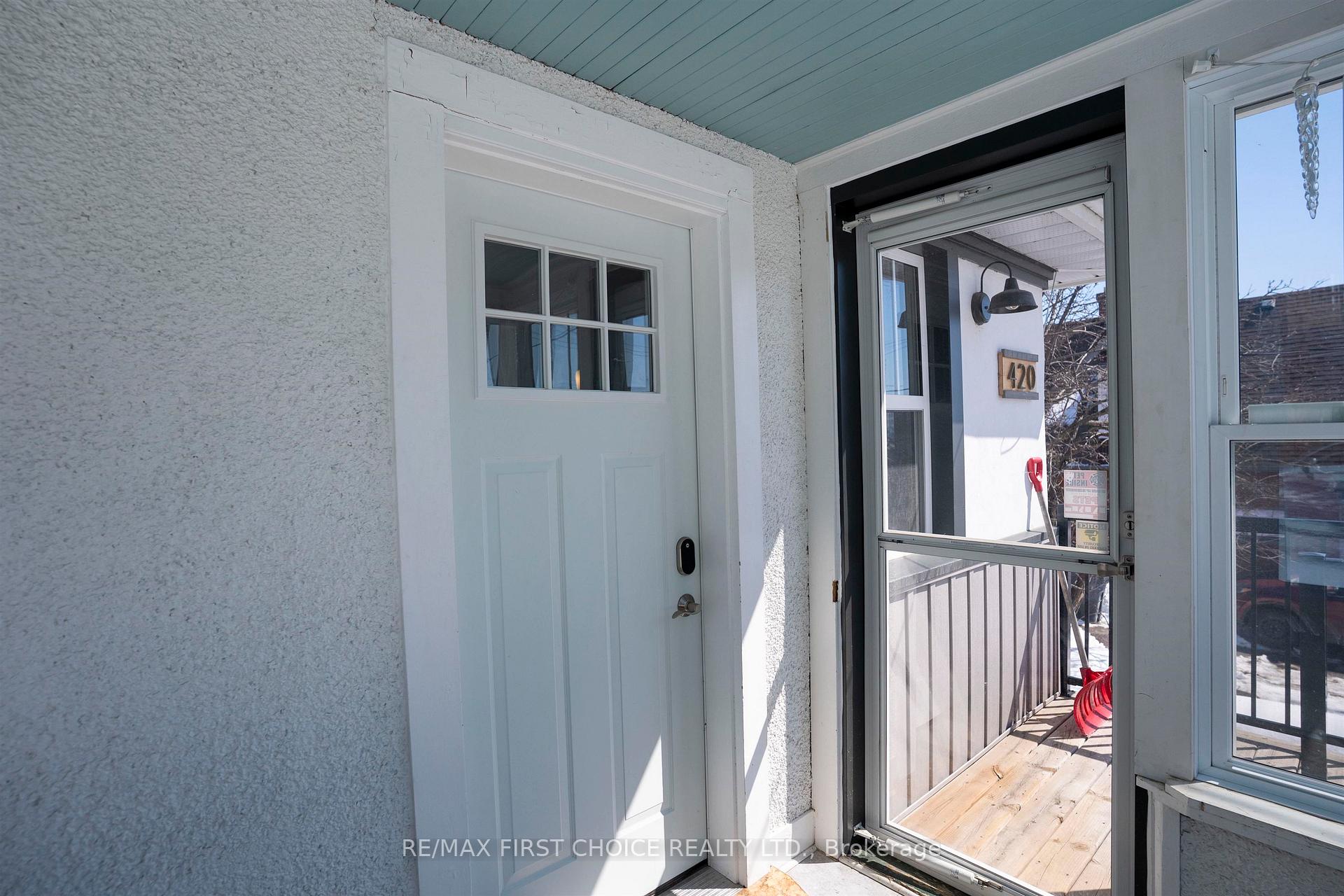 Photo 8 of 420 Van Norman Street, Thunder Bay, College Heights — HOMEH