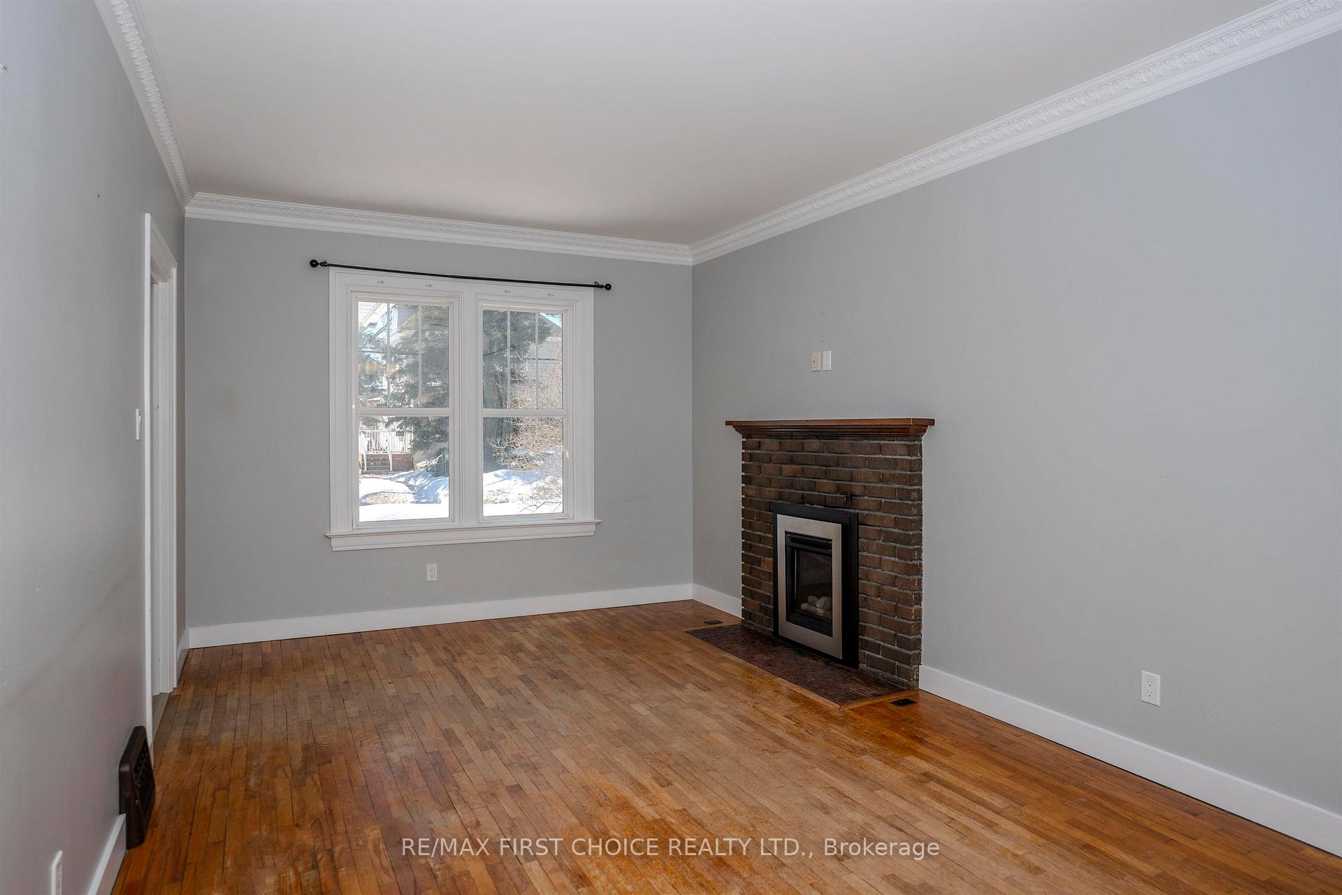 Photo 18 of 420 Van Norman Street, Thunder Bay, College Heights — HOMEH