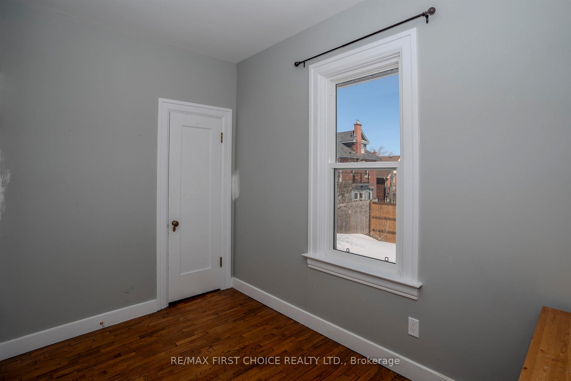 Photo 26 of 420 Van Norman Street, Thunder Bay, College Heights — HOMEH