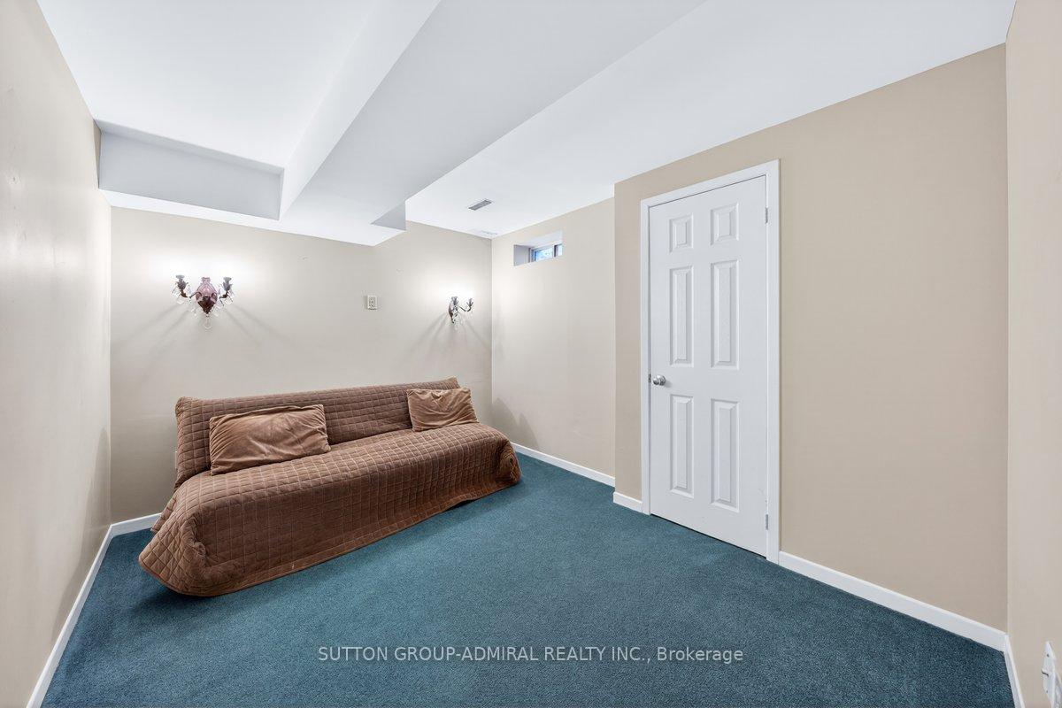 Photo 26 of 126 Redondo Drive E, Vaughan, Beverley Glen — HOMEH
