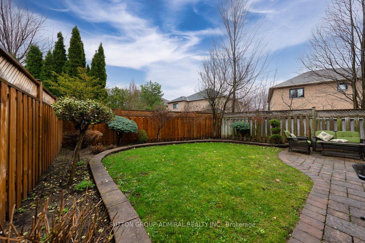 Photo 29 of 126 Redondo Drive E, Vaughan, Beverley Glen — HOMEH