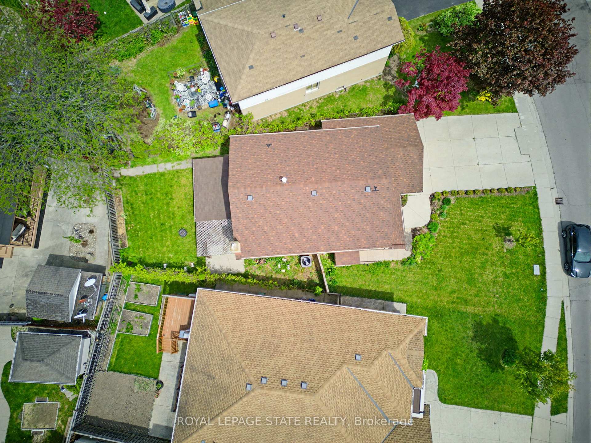 Photo 5 of 459 Dicenzo Drive, Hamilton, Ryckmans — HOMEH