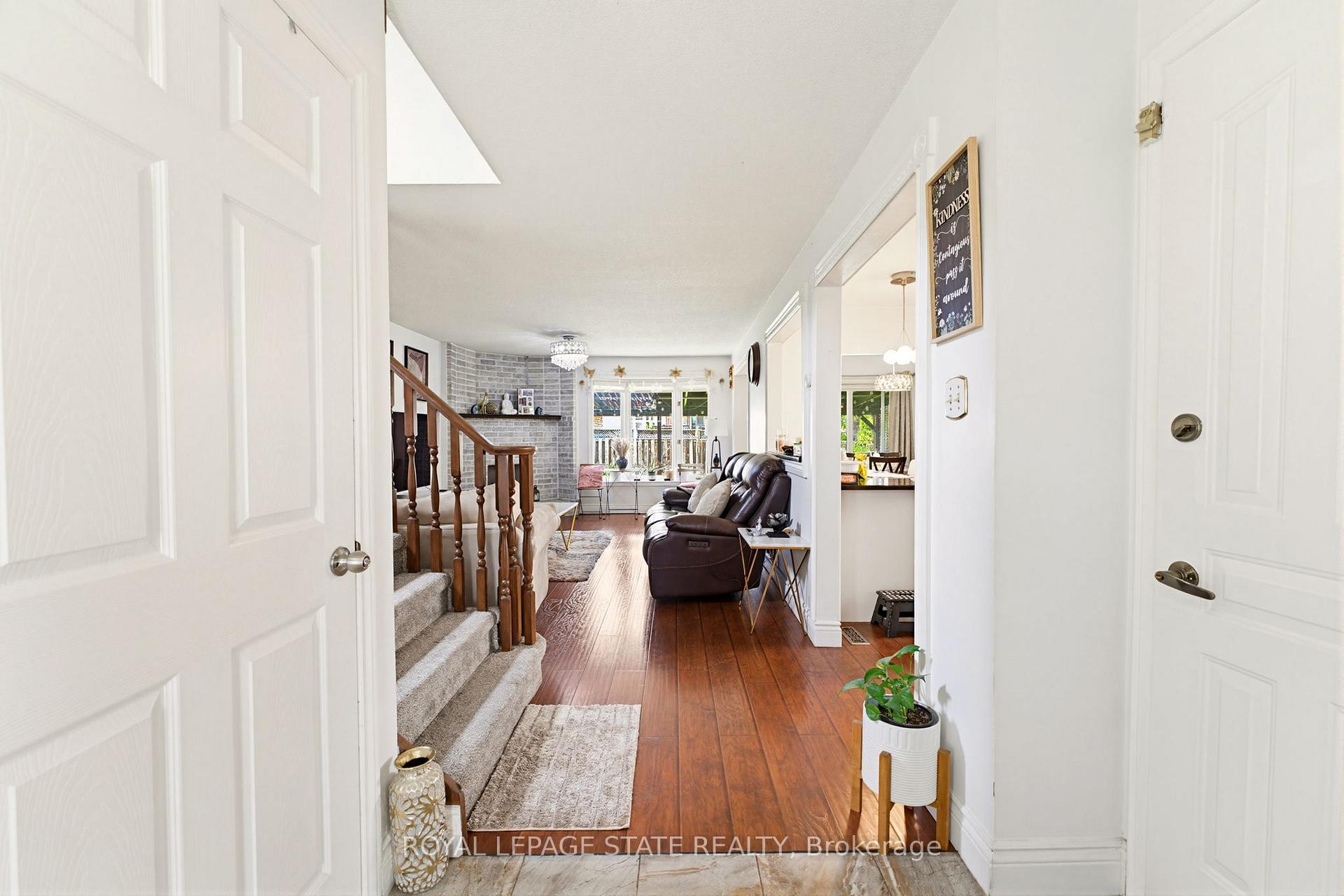 Photo 12 of 459 Dicenzo Drive, Hamilton, Ryckmans — HOMEH