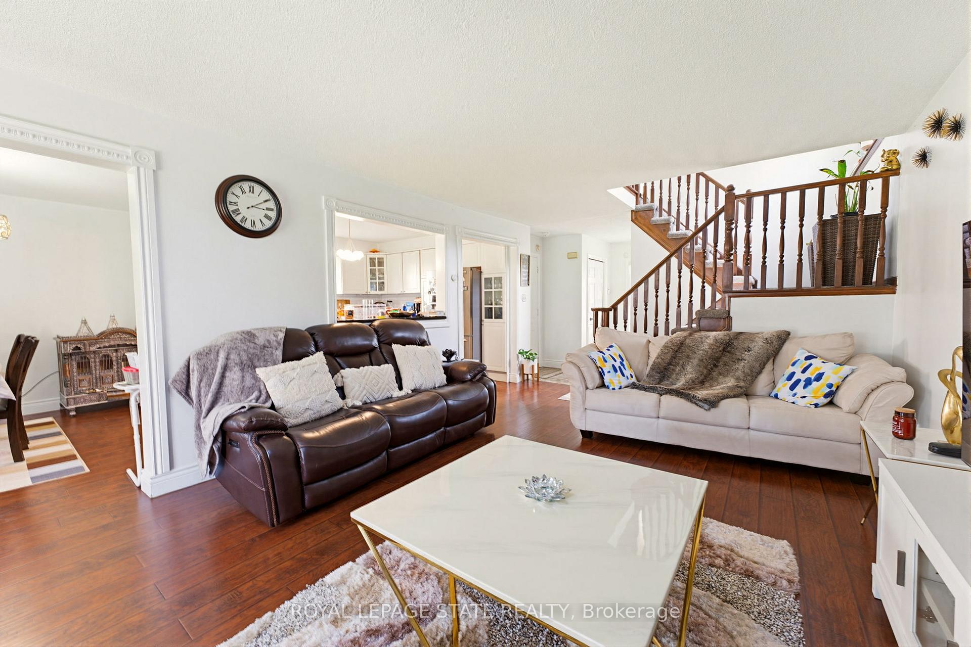 Photo 14 of 459 Dicenzo Drive, Hamilton, Ryckmans — HOMEH