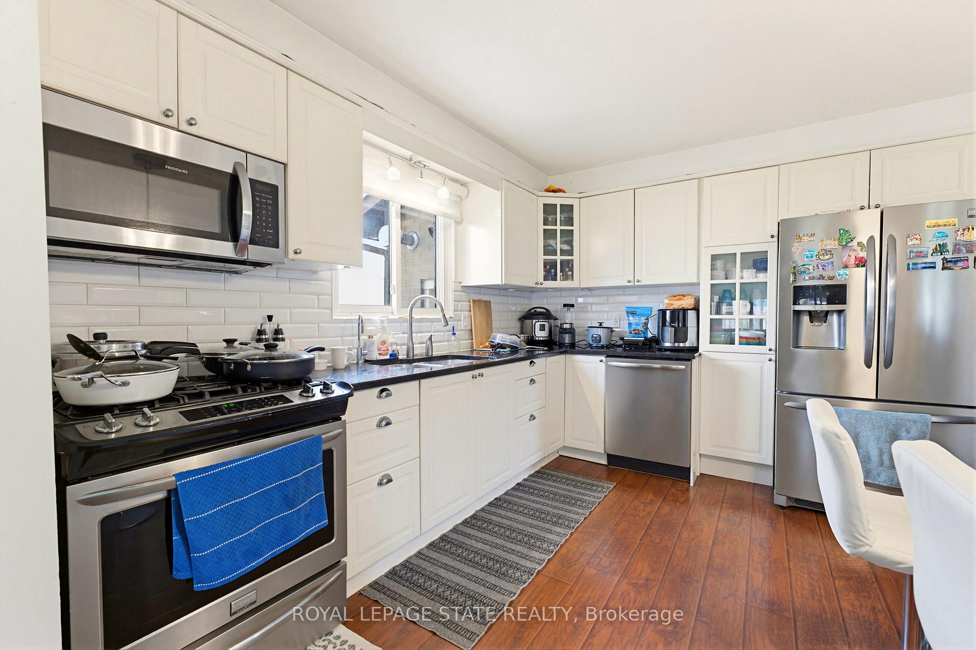 Photo 17 of 459 Dicenzo Drive, Hamilton, Ryckmans — HOMEH