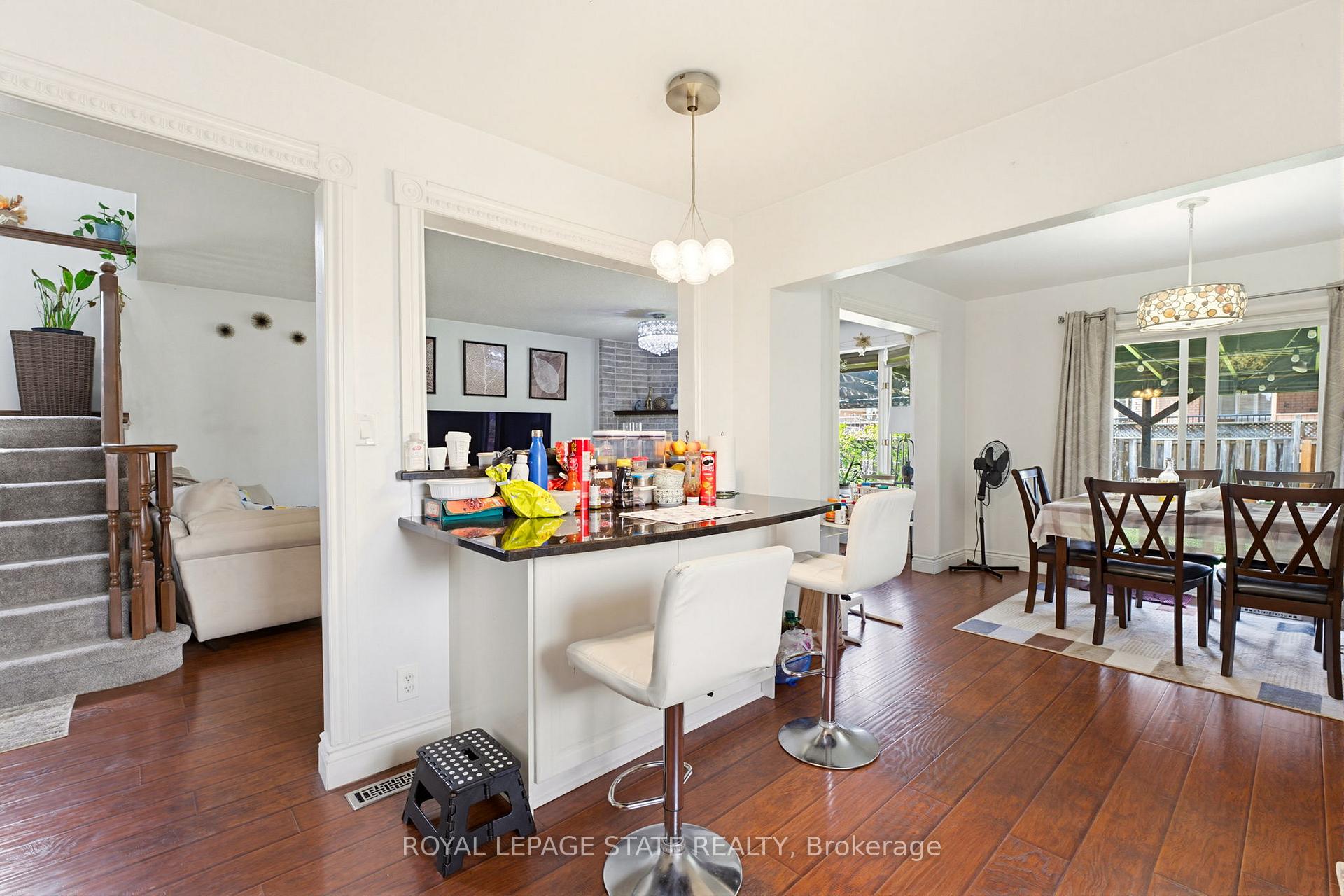 Photo 19 of 459 Dicenzo Drive, Hamilton, Ryckmans — HOMEH
