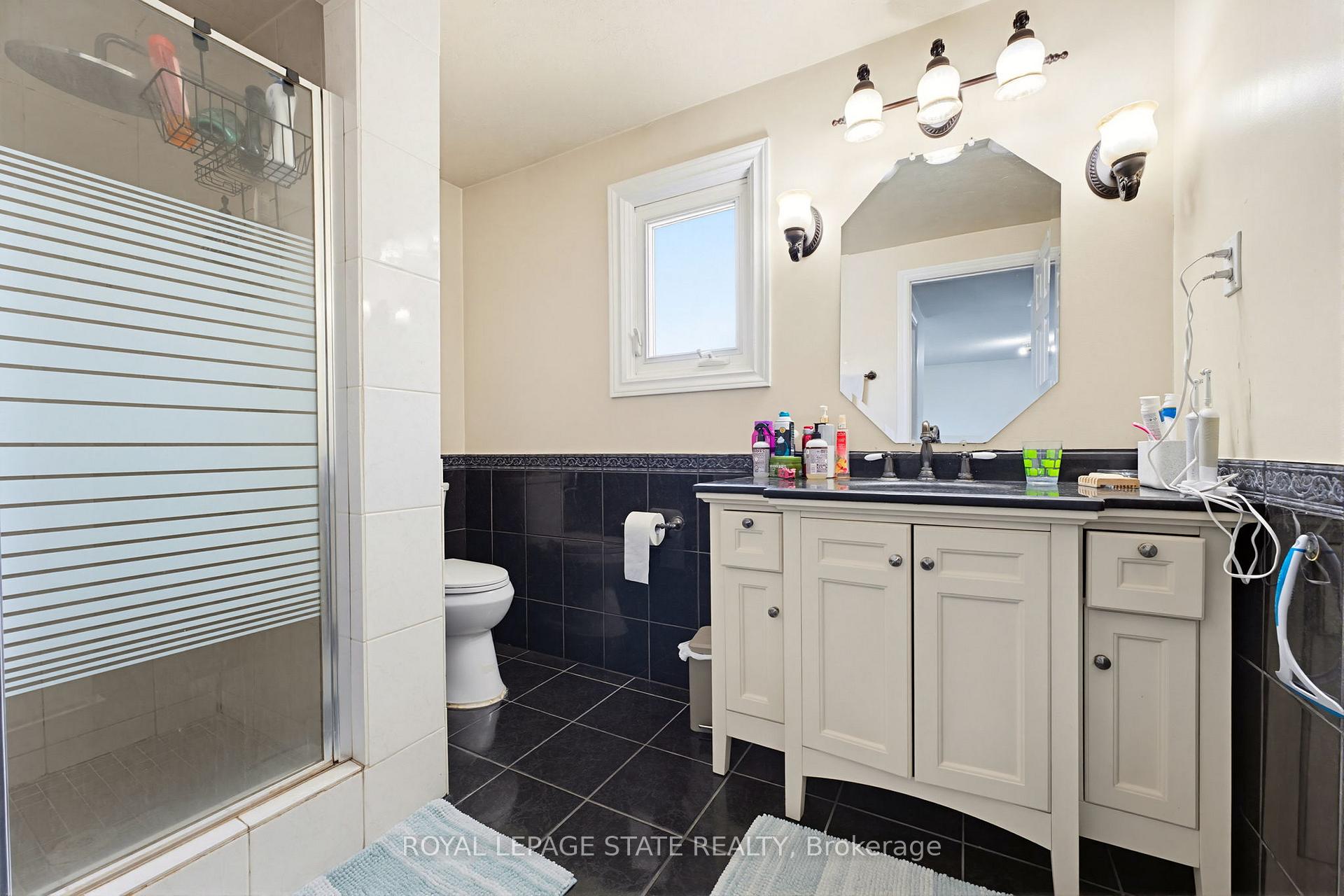 Photo 25 of 459 Dicenzo Drive, Hamilton, Ryckmans — HOMEH