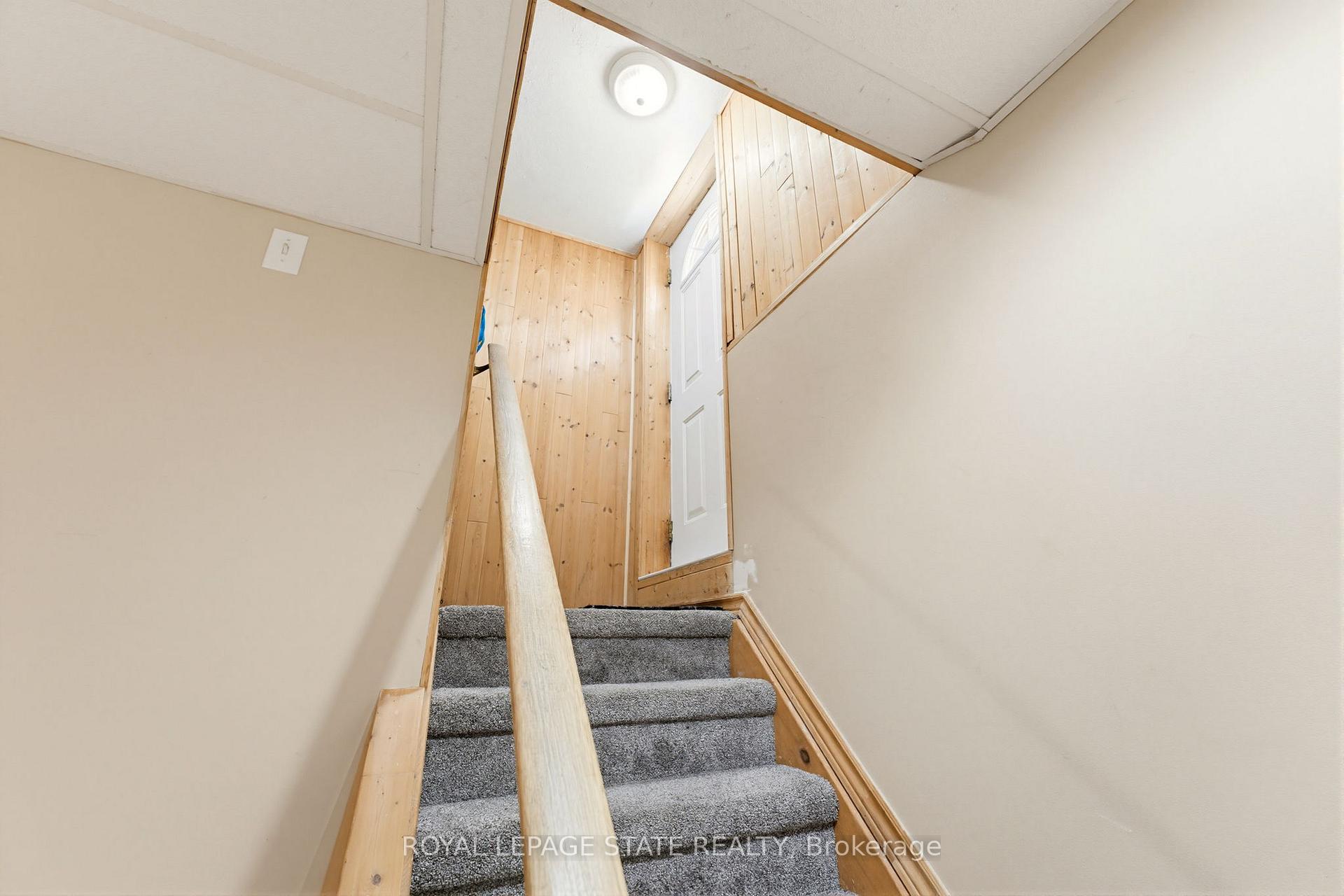 Photo 29 of 459 Dicenzo Drive, Hamilton, Ryckmans — HOMEH