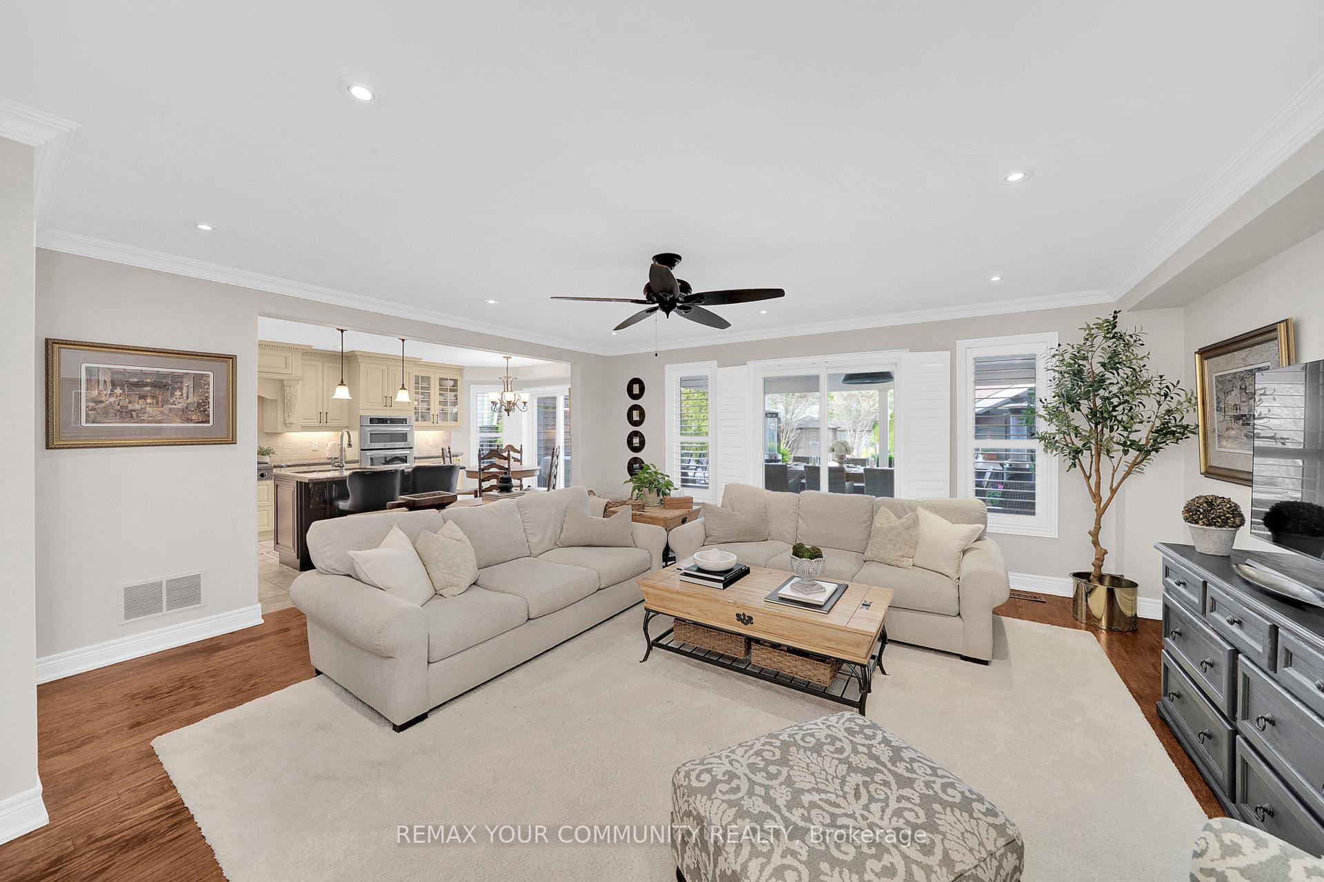 Photo 8 of 127 Waterbury Street, Caledon, Bolton East — HOMEH