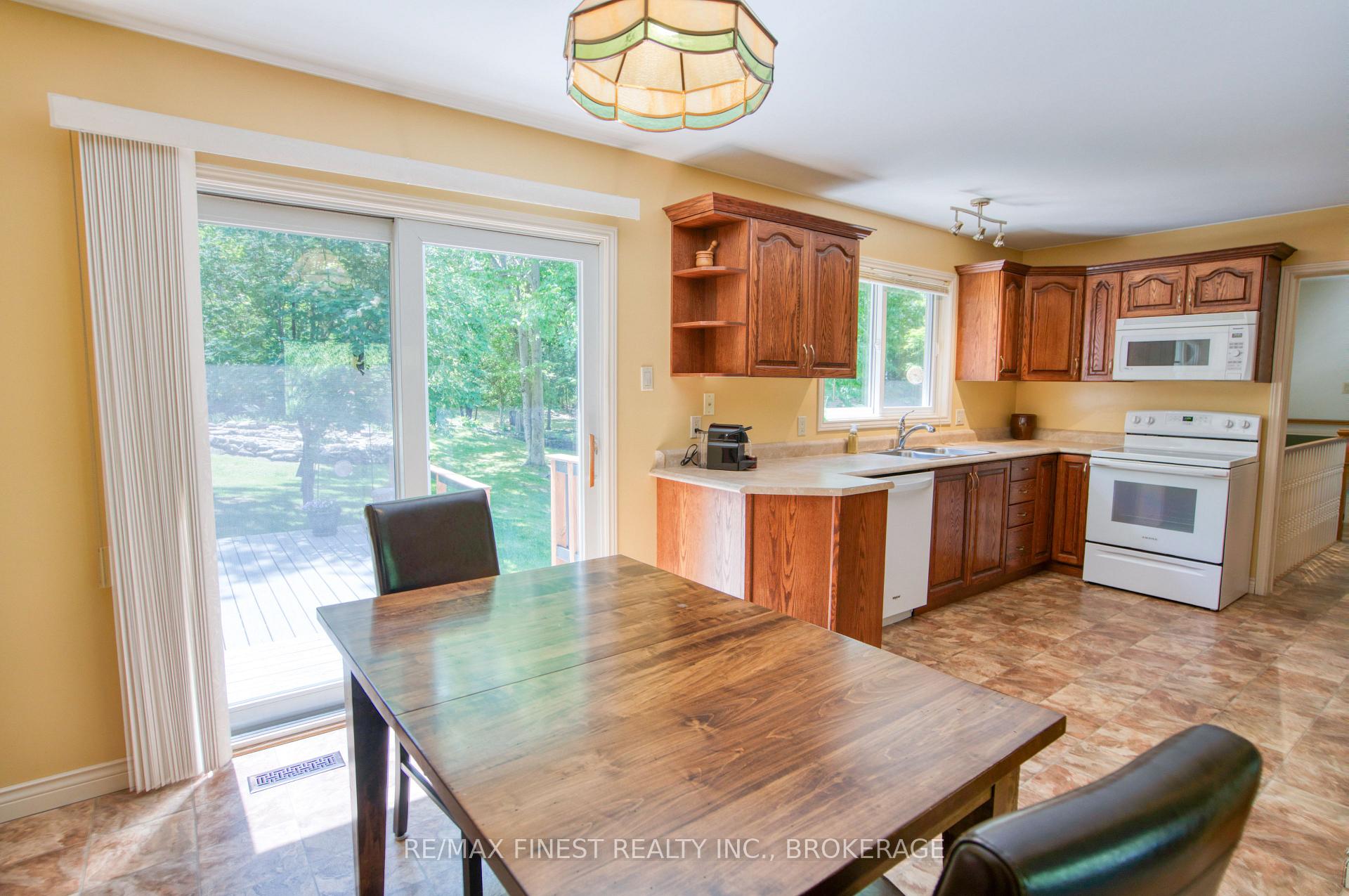 Photo 8 of 5895 Davey Drive, Frontenac, Frontenac South — HOMEH