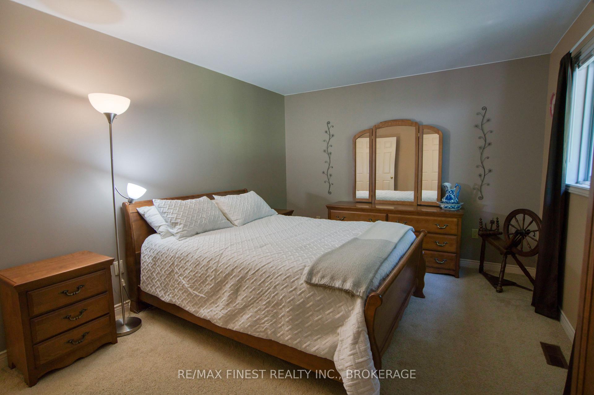 Photo 17 of 5895 Davey Drive, Frontenac, Frontenac South — HOMEH