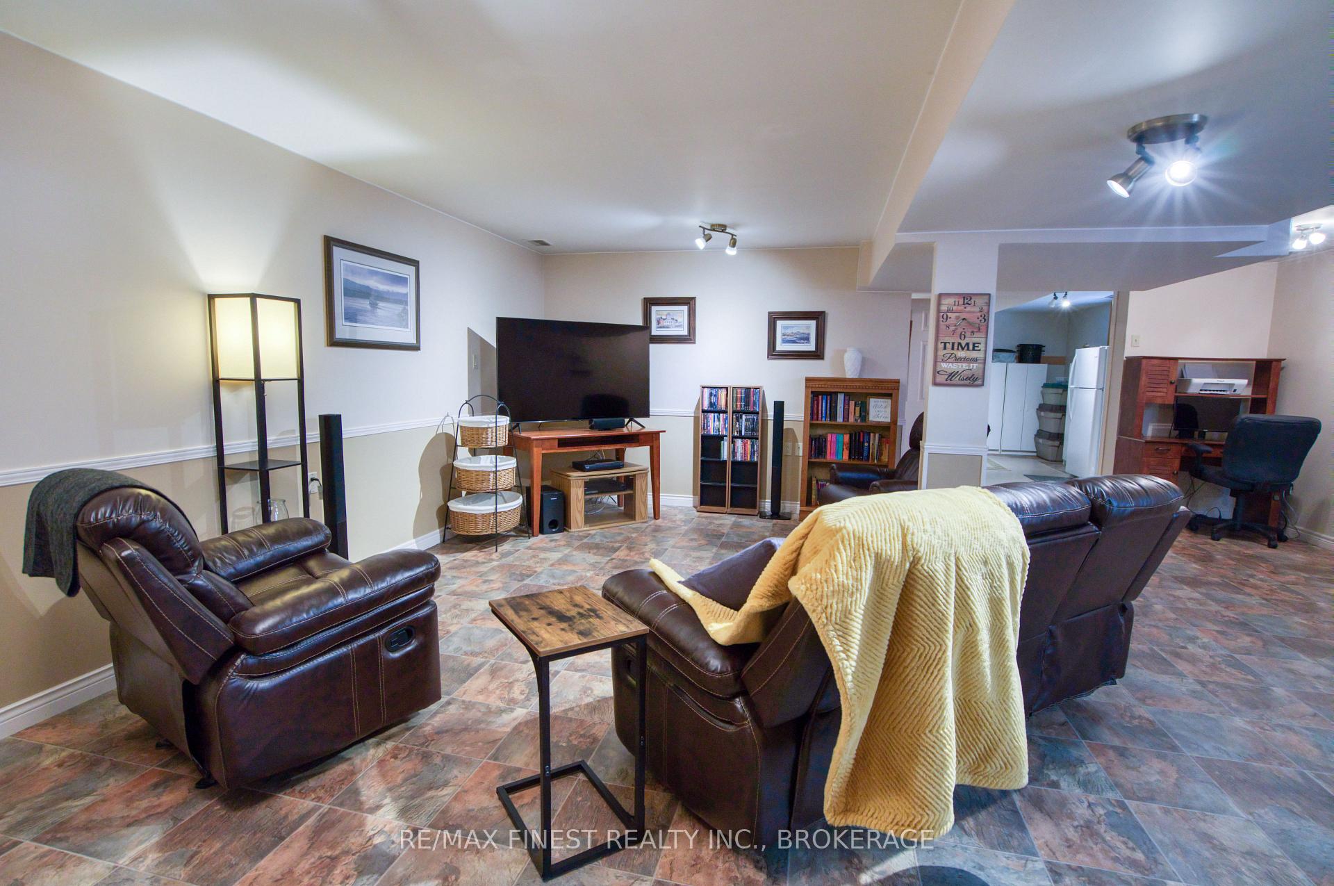 Photo 19 of 5895 Davey Drive, Frontenac, Frontenac South — HOMEH