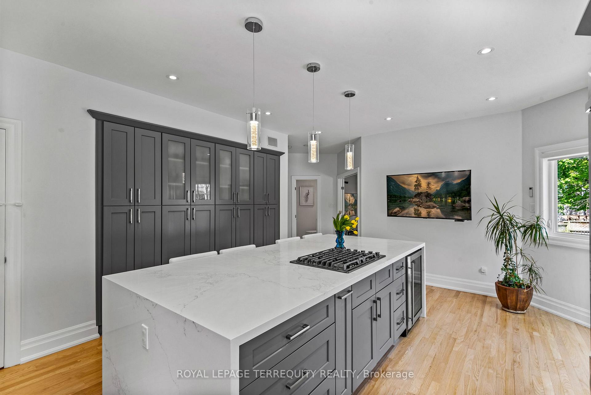 Photo 5 of 507 Rougemount Drive, Pickering, Rosebank — HOMEH