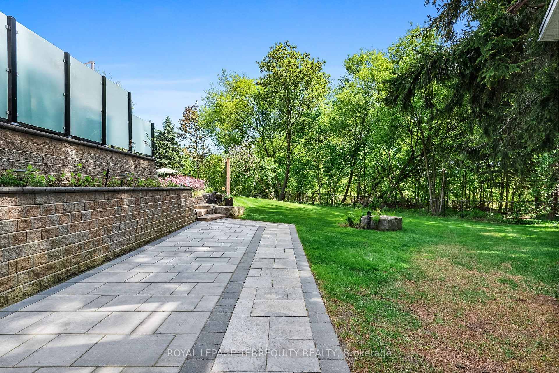 Photo 43 of 507 Rougemount Drive, Pickering, Rosebank — HOMEH