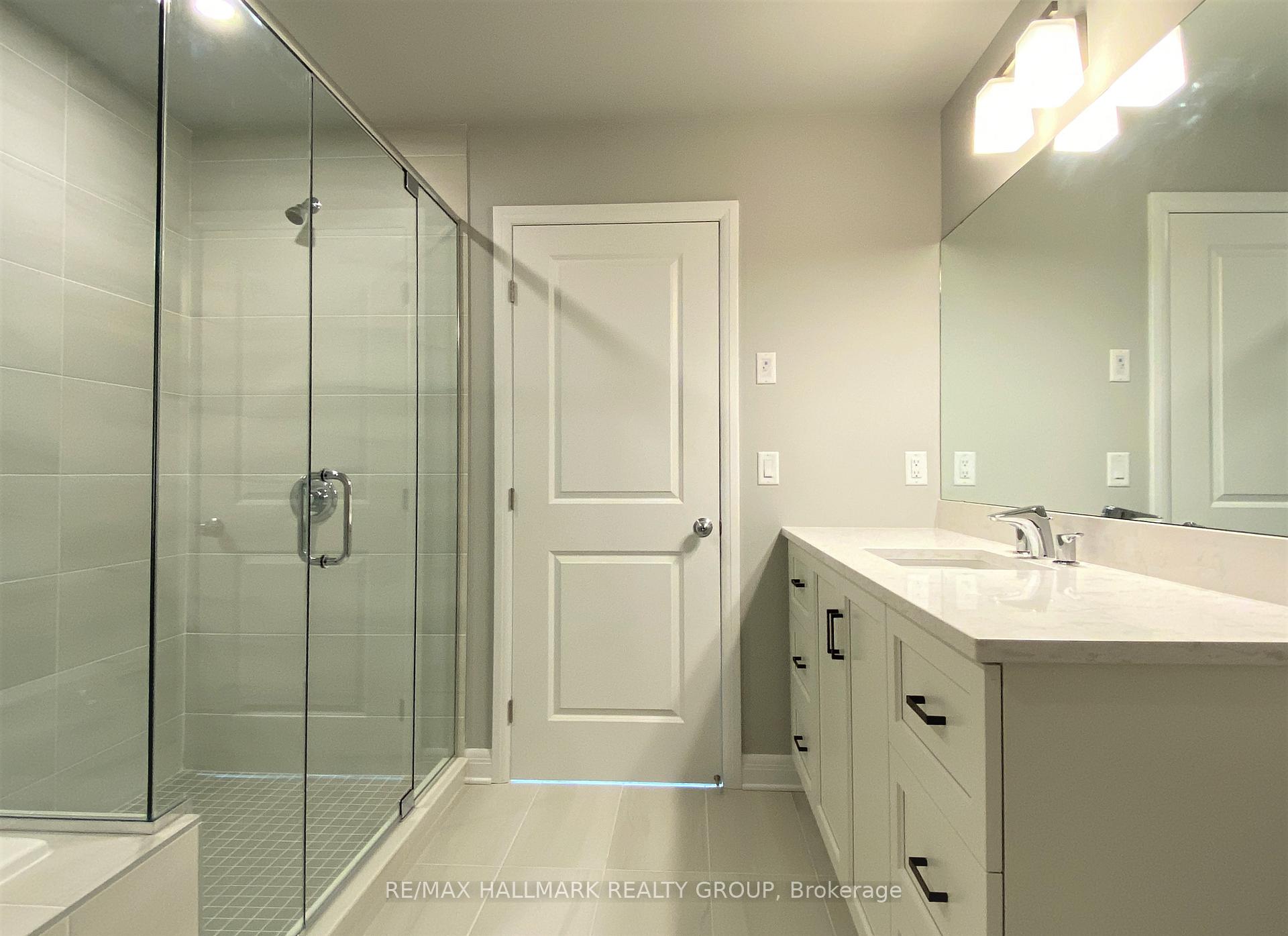 Photo 20 of 72 Michael Stoqua Street W, Ottawa, CFB Rockcliffe and Area — HOMEH