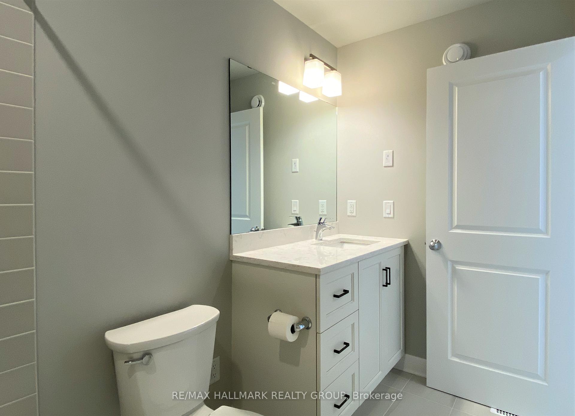 Photo 27 of 72 Michael Stoqua Street W, Ottawa, CFB Rockcliffe and Area — HOMEH
