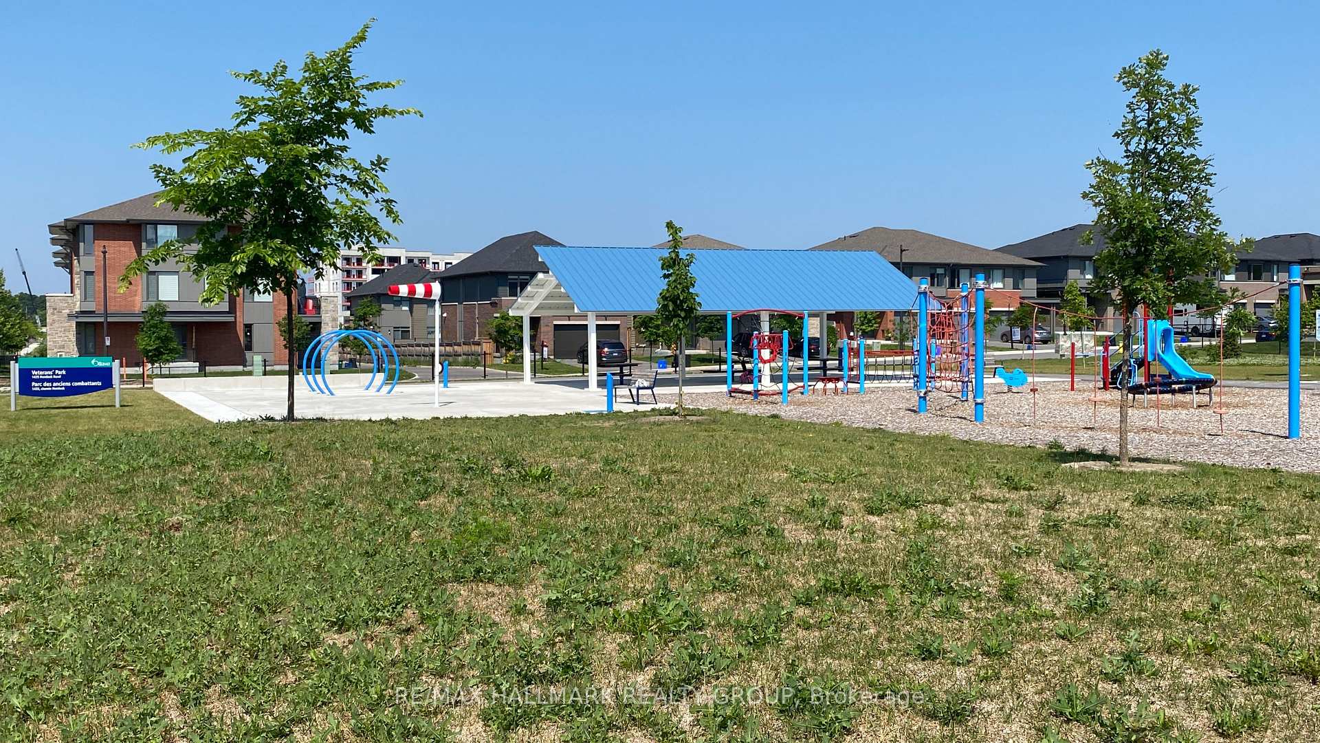 Photo 32 of 72 Michael Stoqua Street W, Ottawa, CFB Rockcliffe and Area — HOMEH