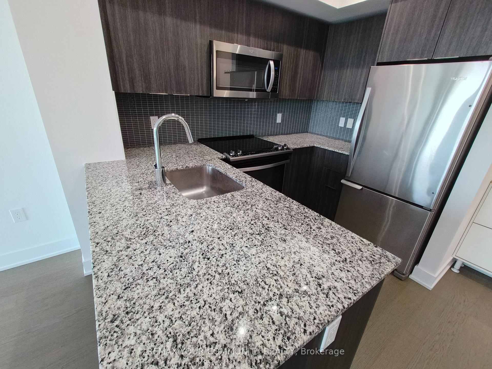 Photo 4 of Unit 1411, 20 Shore Breeze Drive, Etobicoke, Mimico — HOMEH