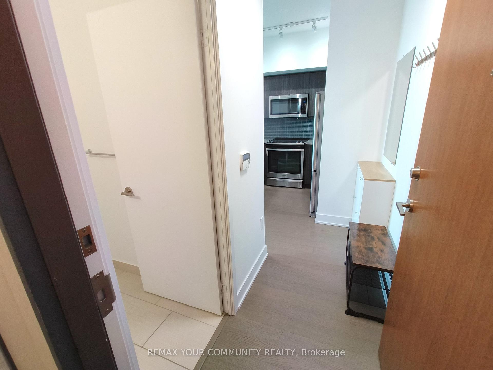 Photo 12 of Unit 1411, 20 Shore Breeze Drive, Etobicoke, Mimico — HOMEH
