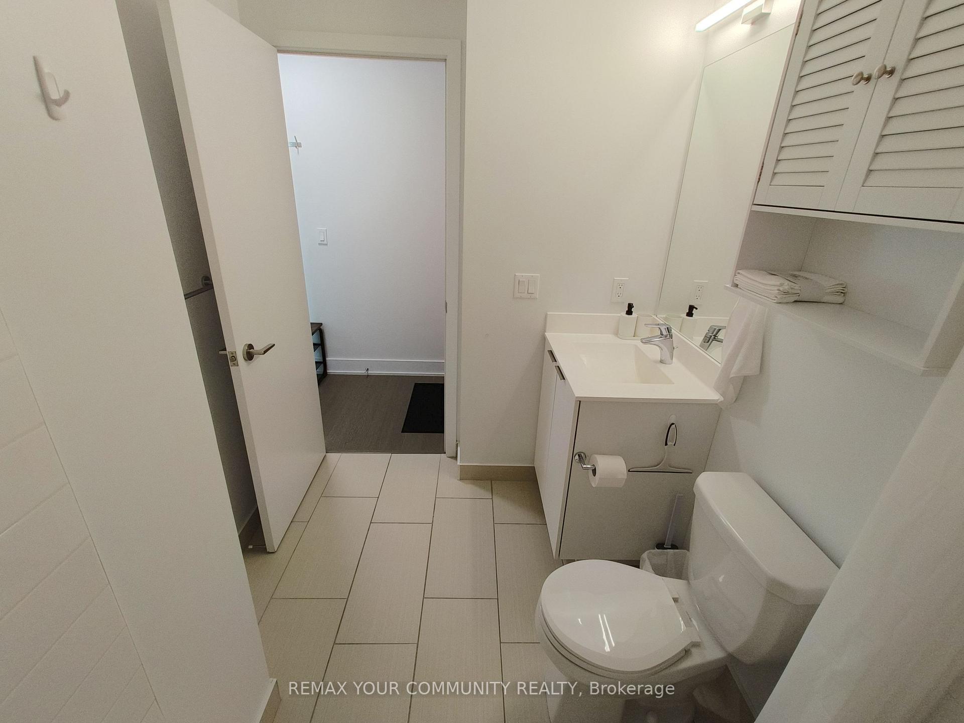 Photo 15 of Unit 1411, 20 Shore Breeze Drive, Etobicoke, Mimico — HOMEH