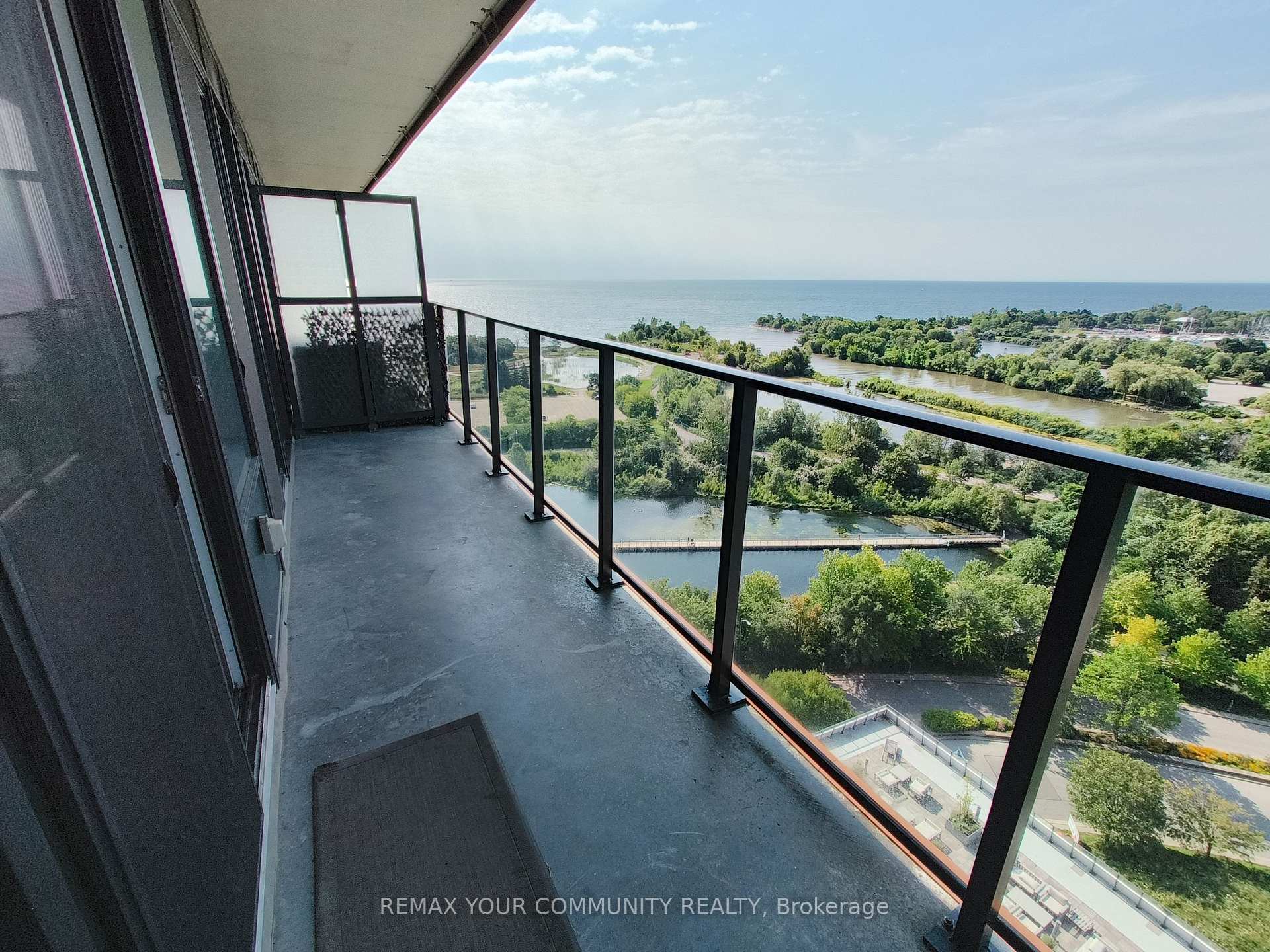 Photo 16 of Unit 1411, 20 Shore Breeze Drive, Etobicoke, Mimico — HOMEH