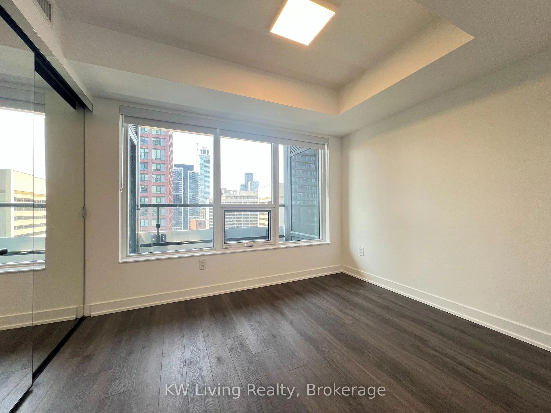 Photo 17 of Unit 5005, 609 Sherbourne Street, Toronto, North St. James Town — HOMEH