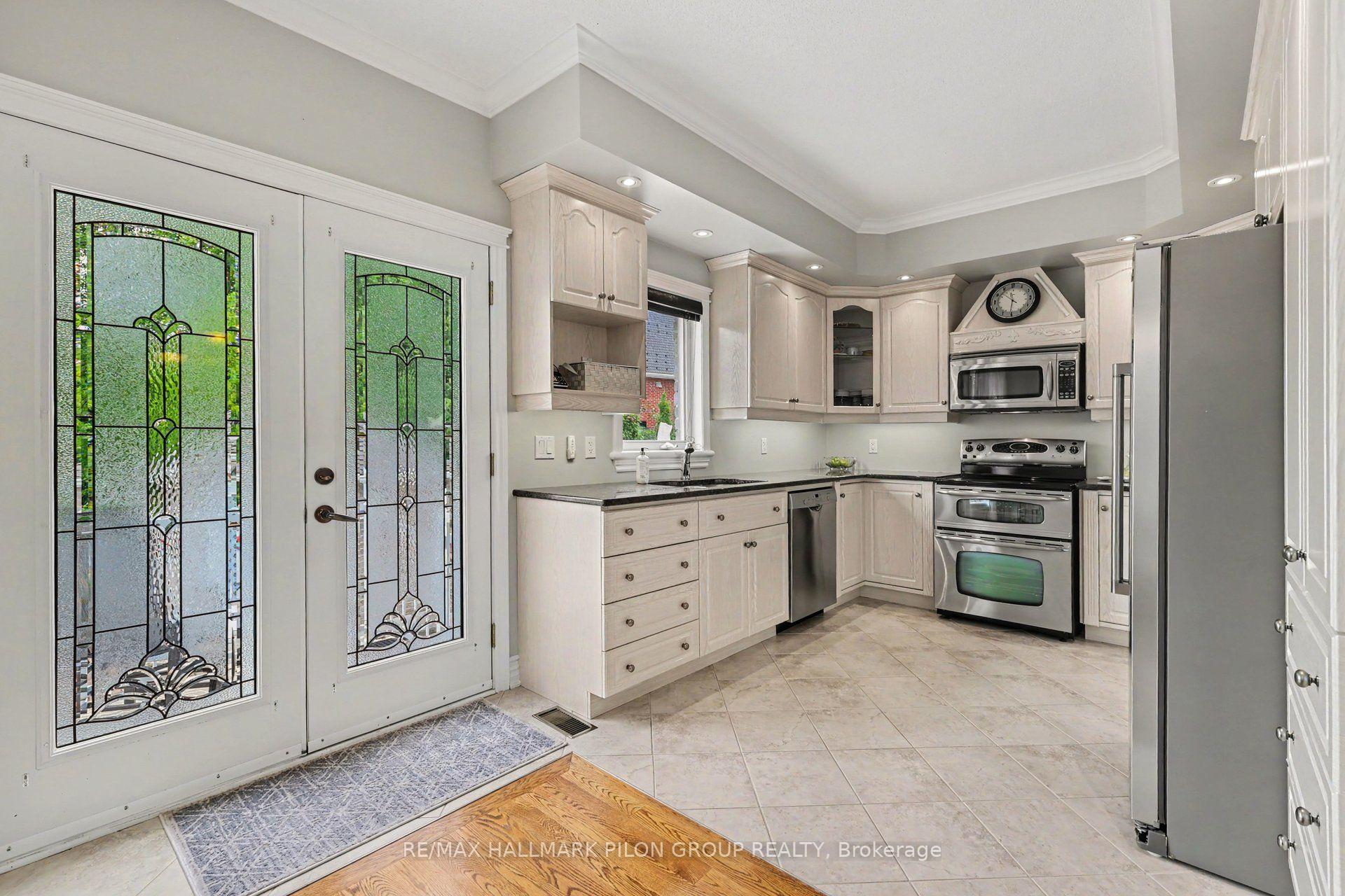 Photo 10 of 60 Callaway Court, Ottawa, Orleans/Sunridge — HOMEH