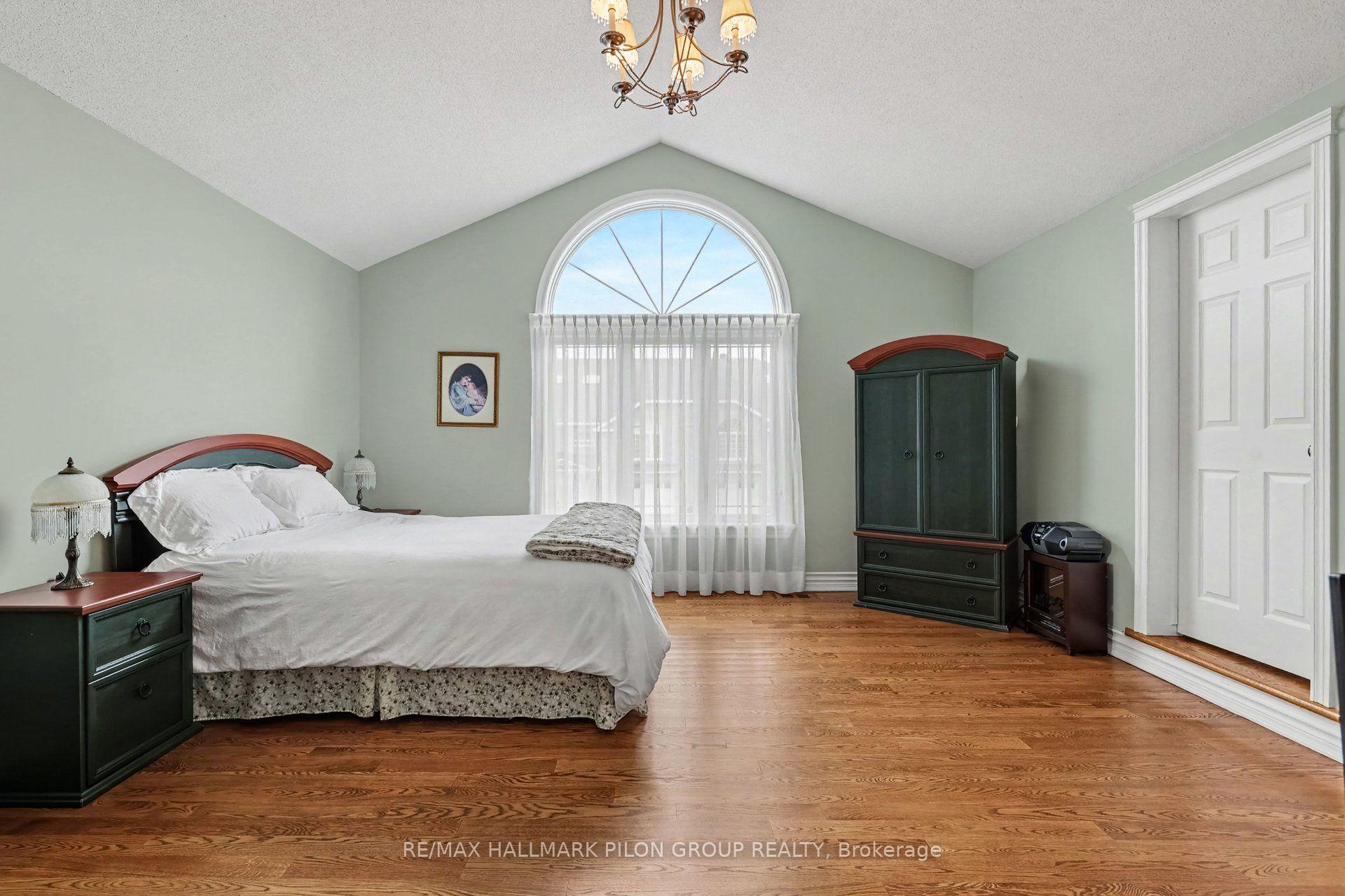 Photo 16 of 60 Callaway Court, Ottawa, Orleans/Sunridge — HOMEH