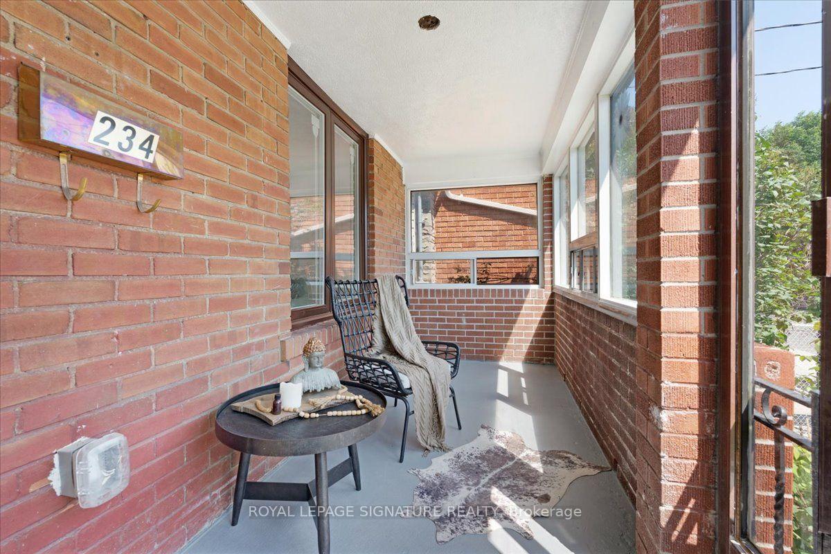 Photo 7 of 234 Nairn Avenue, Toronto, Caledonia-Fairbank — HOMEH
