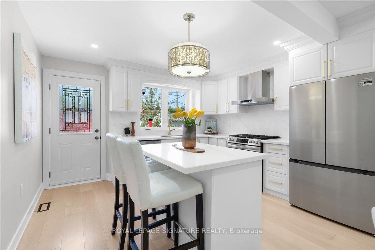 Photo 10 of 234 Nairn Avenue, Toronto, Caledonia-Fairbank — HOMEH