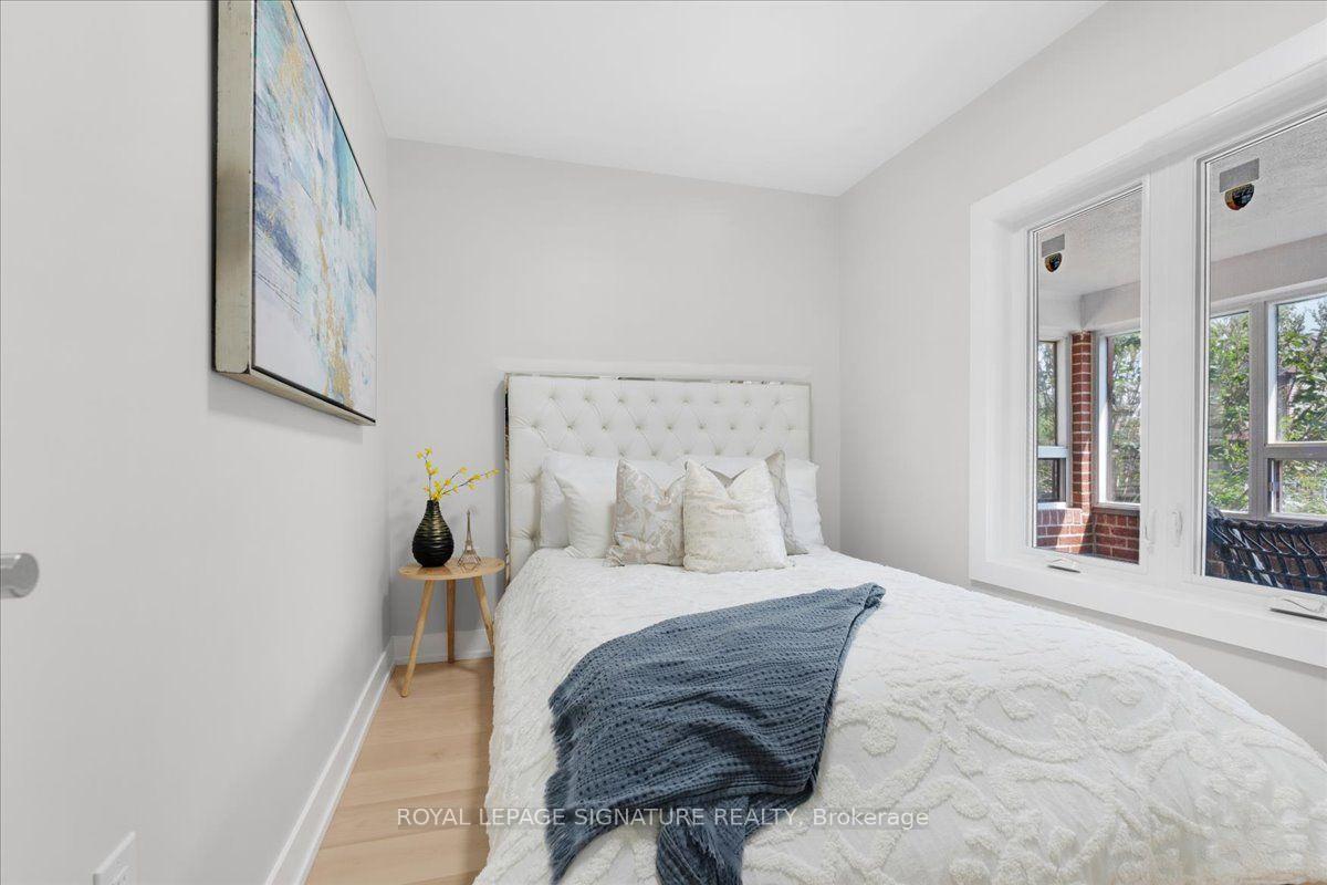 Photo 16 of 234 Nairn Avenue, Toronto, Caledonia-Fairbank — HOMEH