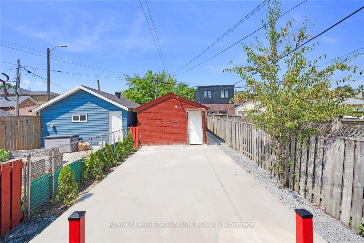 Photo 32 of 234 Nairn Avenue, Toronto, Caledonia-Fairbank — HOMEH