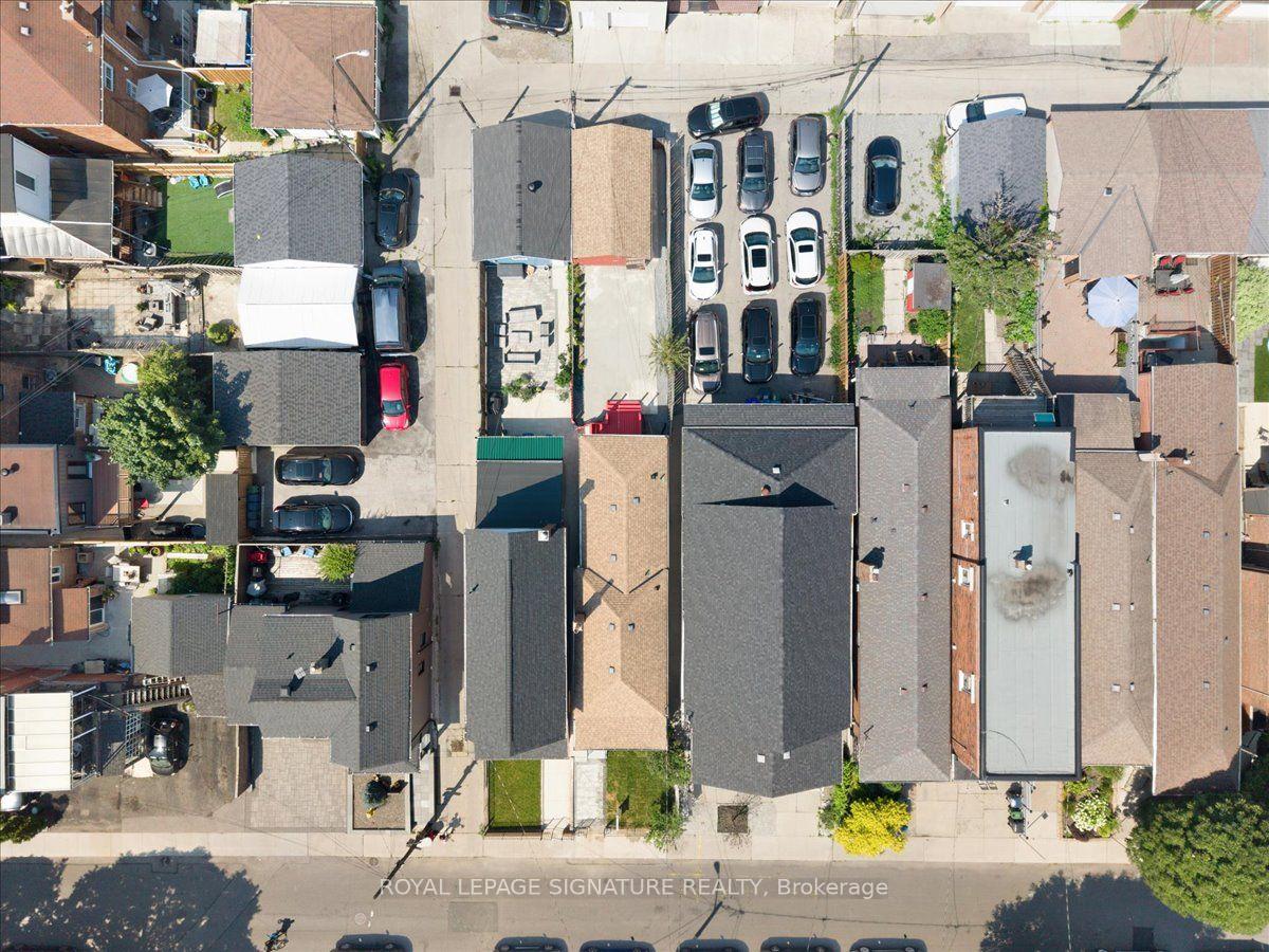 Photo 36 of 234 Nairn Avenue, Toronto, Caledonia-Fairbank — HOMEH