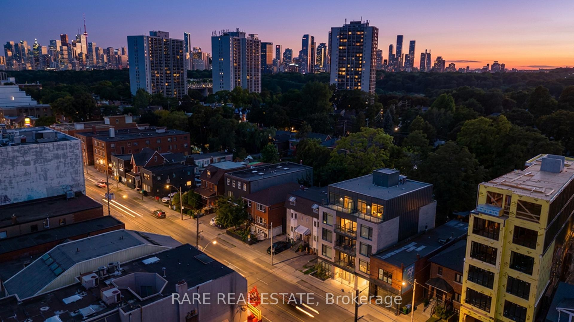 Photo 7 of 890 & 892 Broadview Avenue, Toronto, Playter Estates-Danforth — HOMEH
